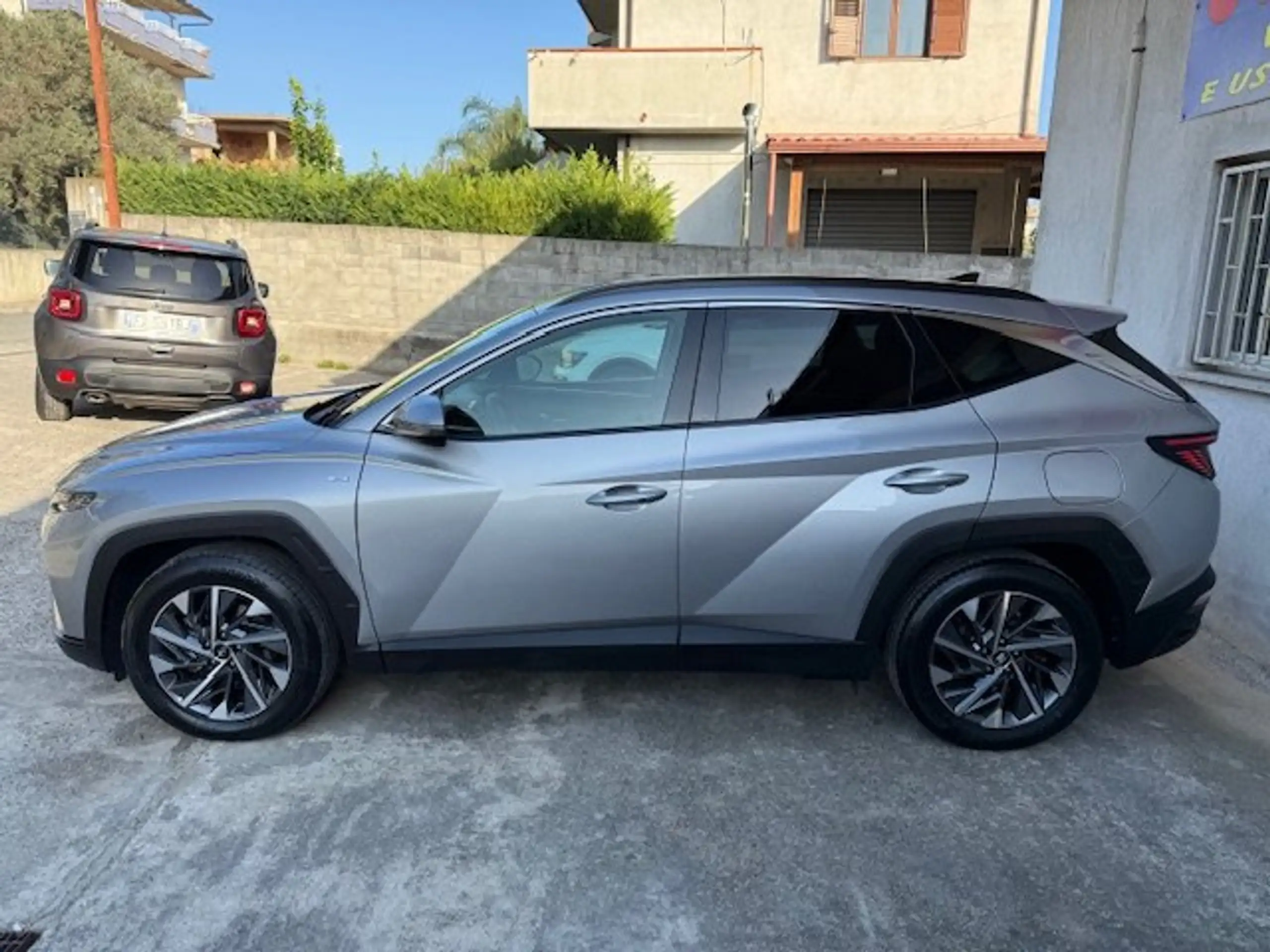 Hyundai - TUCSON