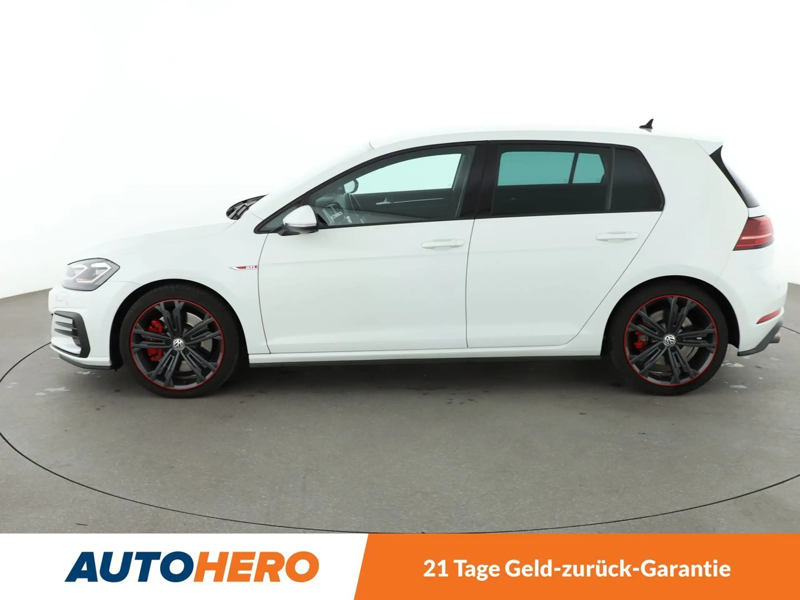 Volkswagen - Golf GTI