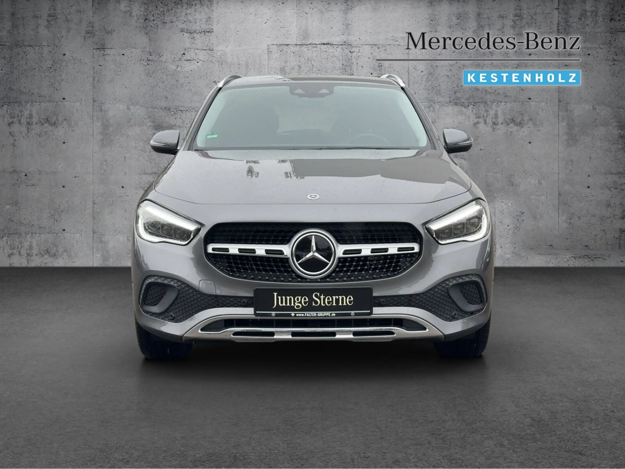 Mercedes-Benz - GLA 250