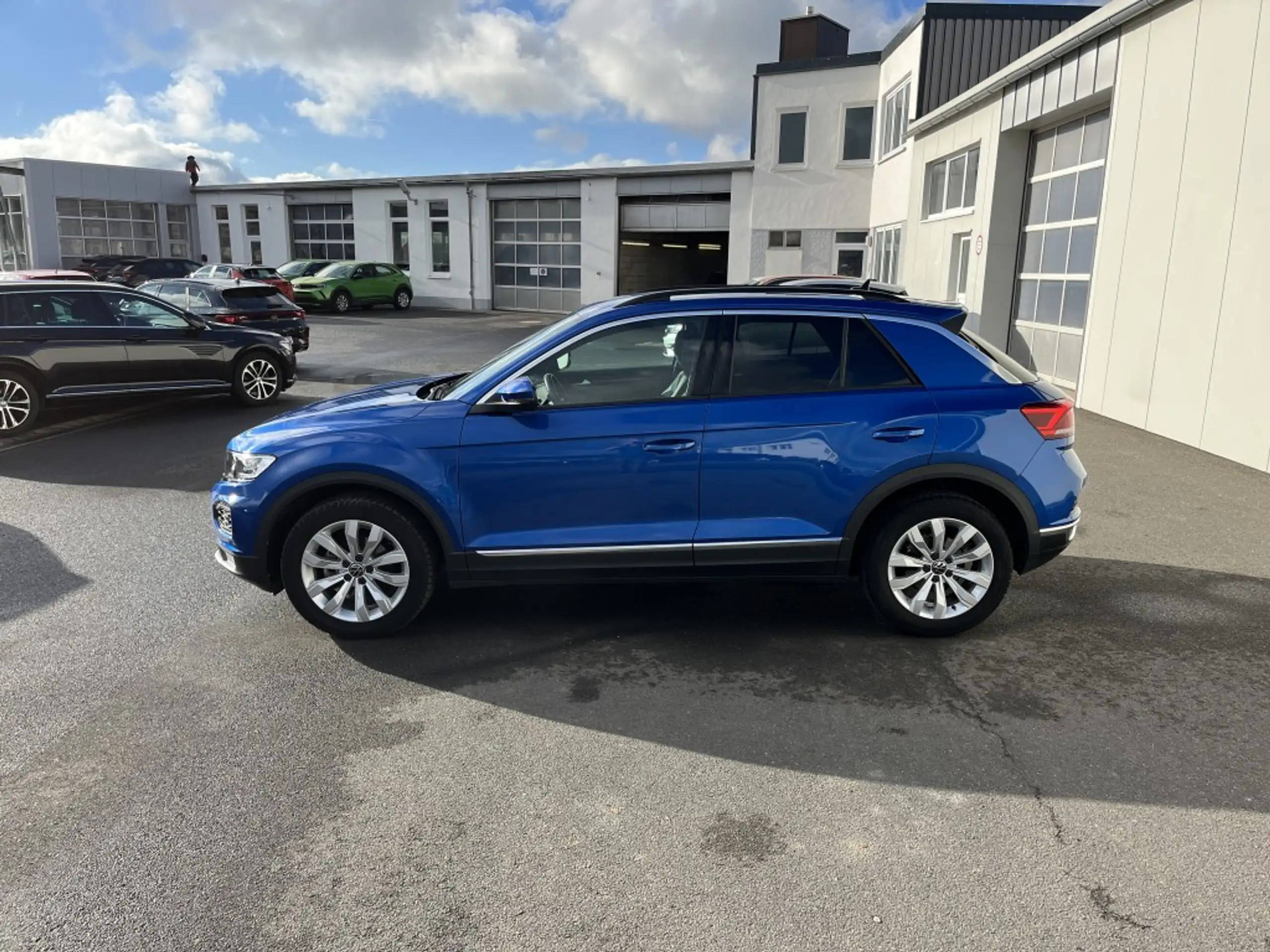 Volkswagen - T-Roc