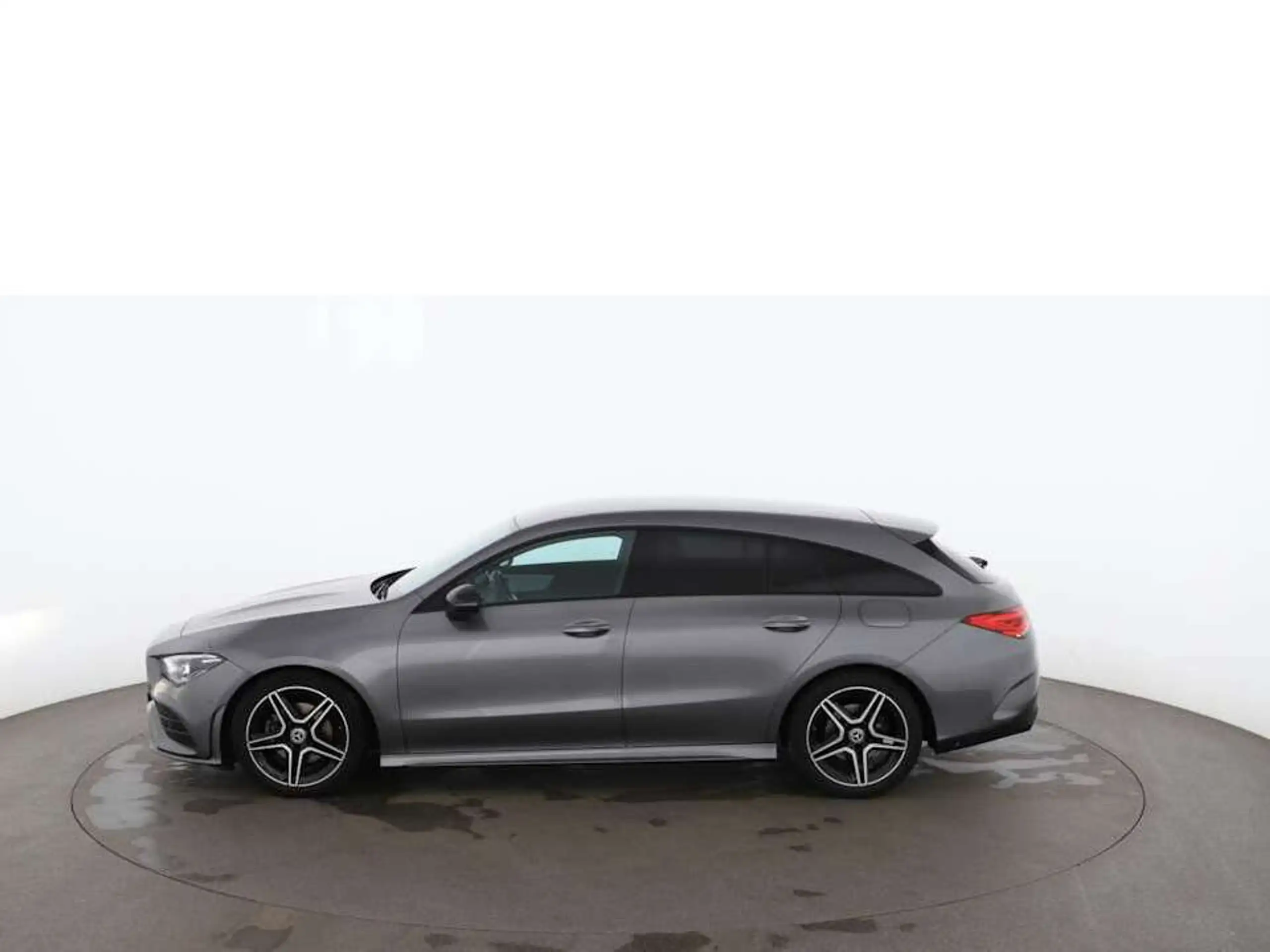 Mercedes-Benz - CLA 180