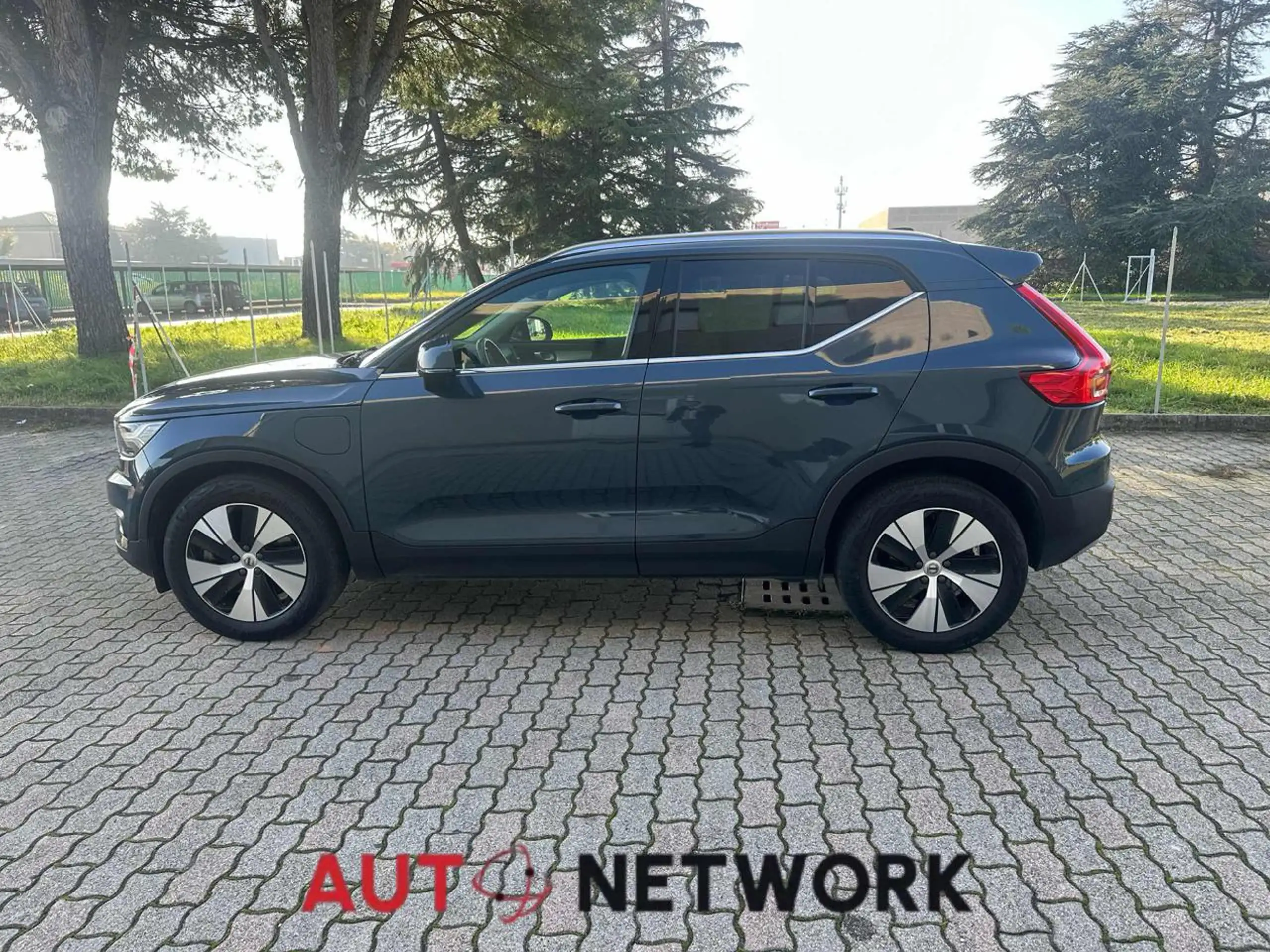 Volvo - XC40