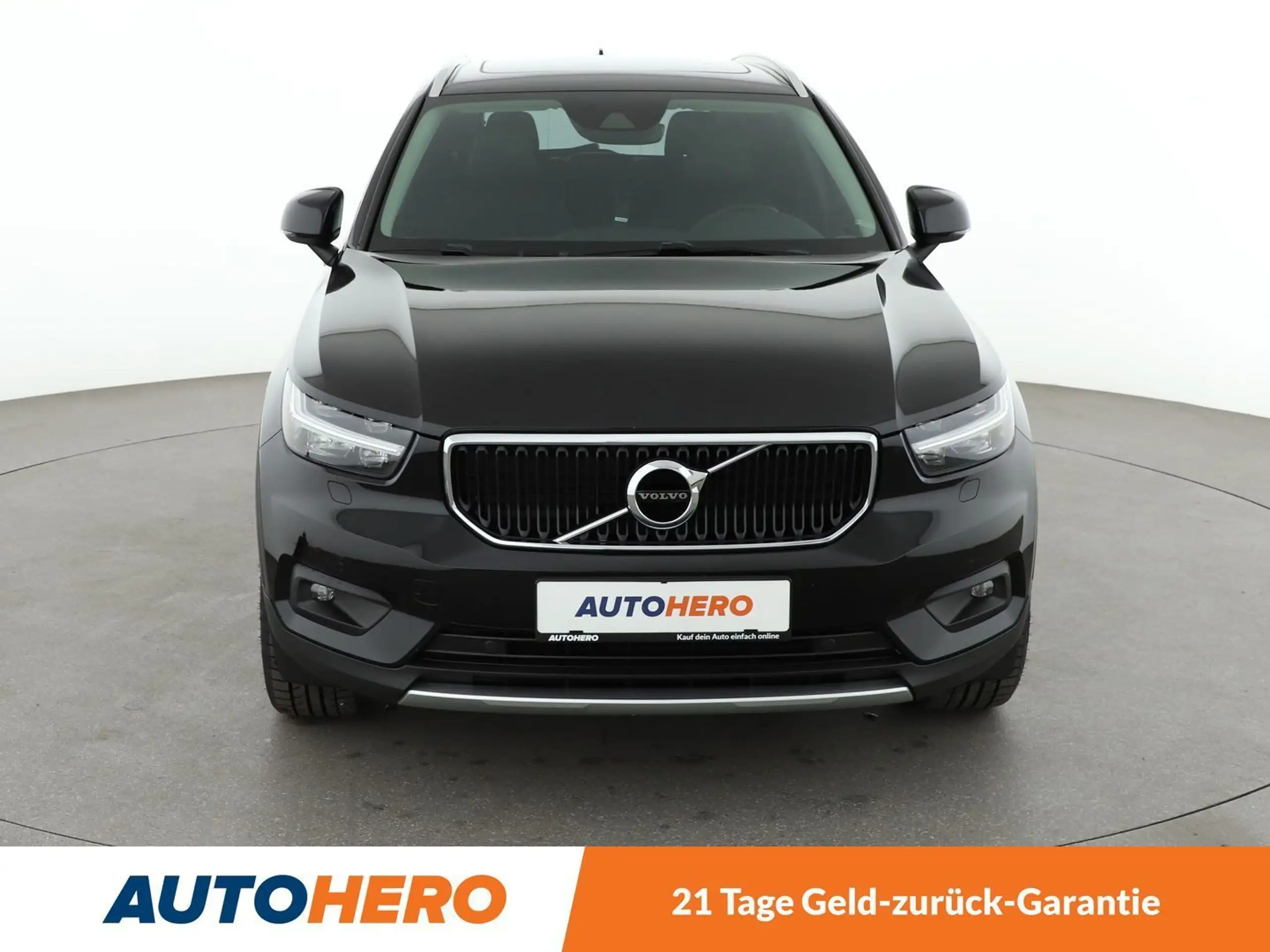 Volvo - XC40