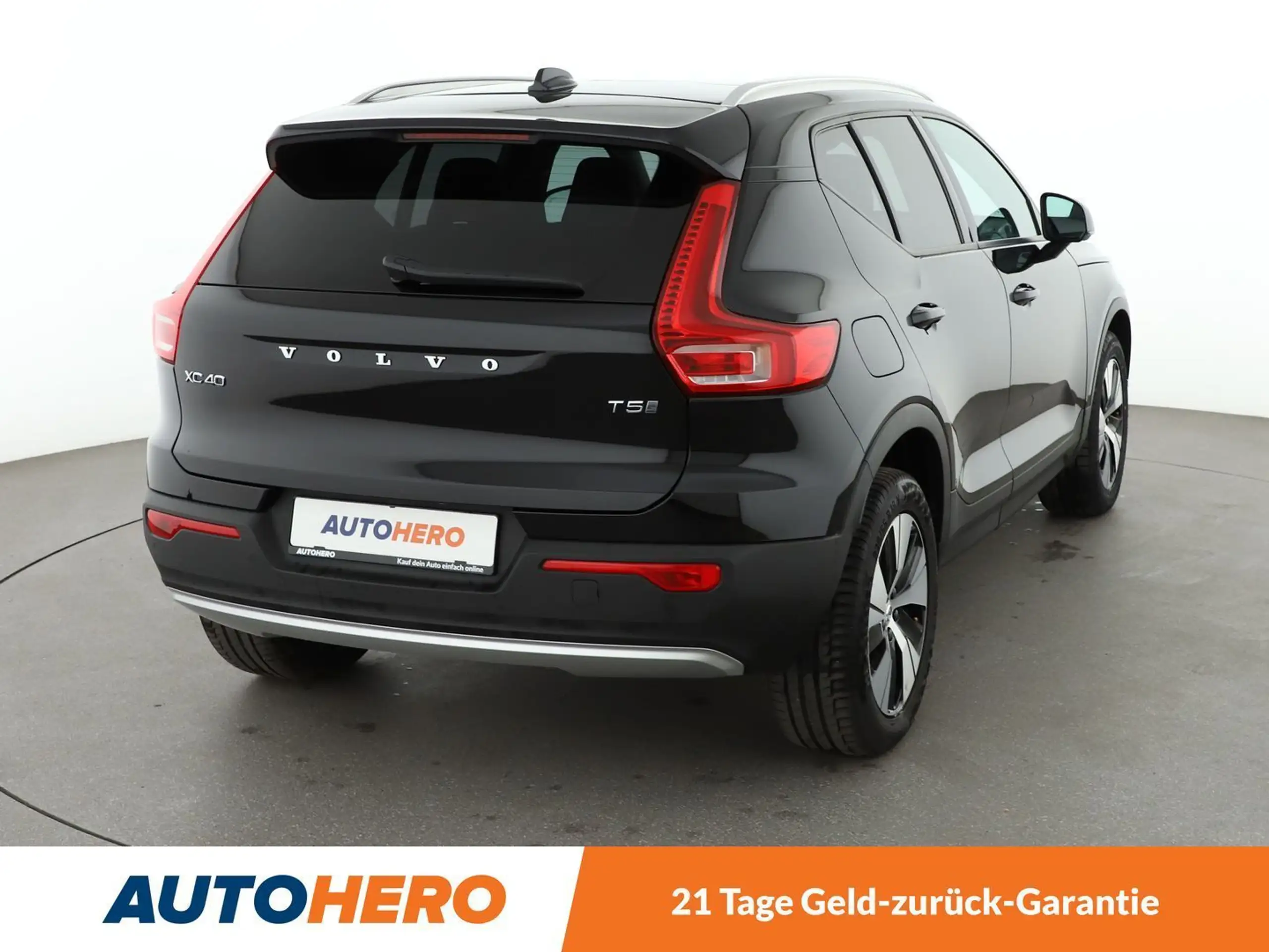 Volvo - XC40