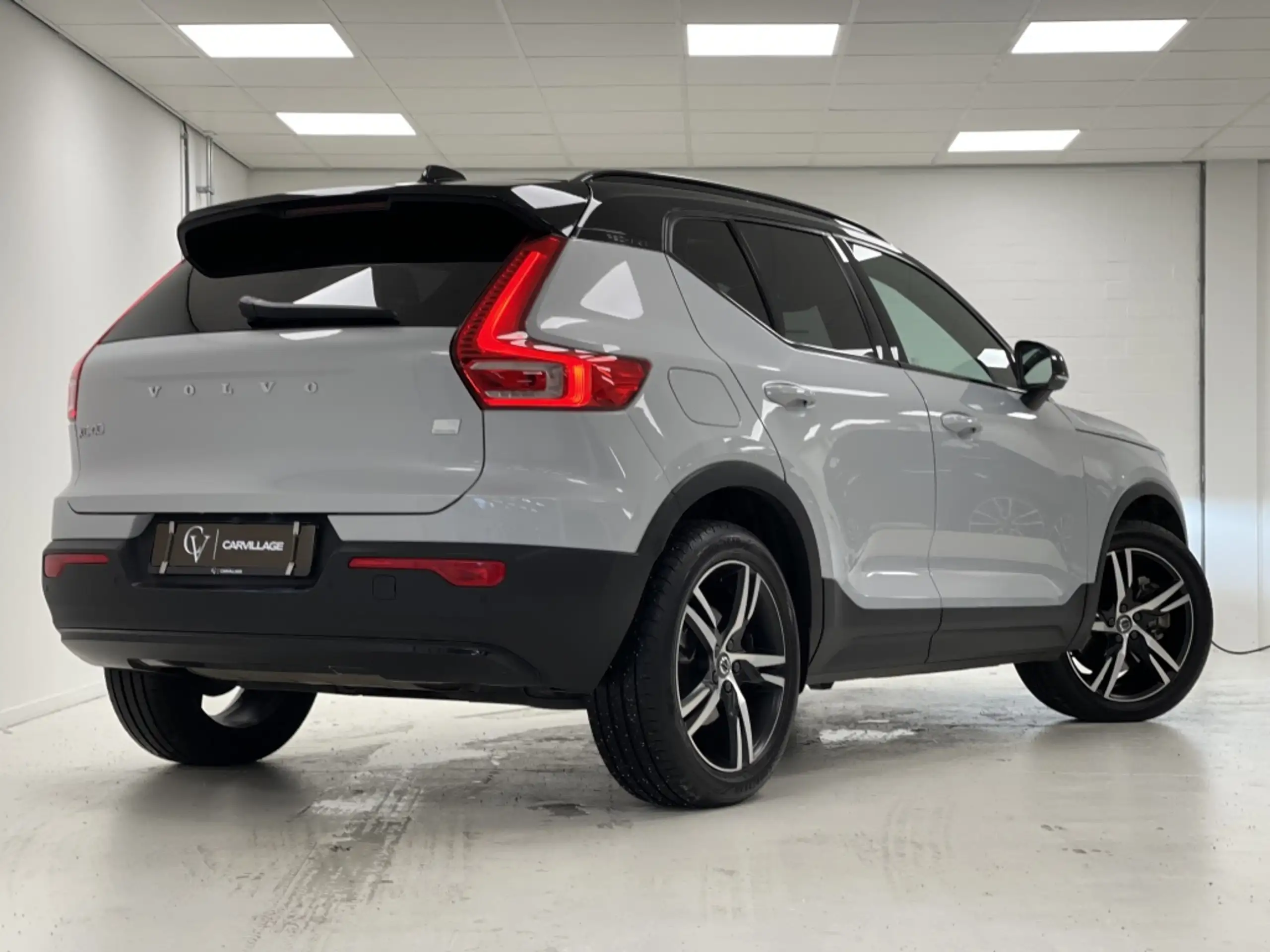 Volvo - XC40