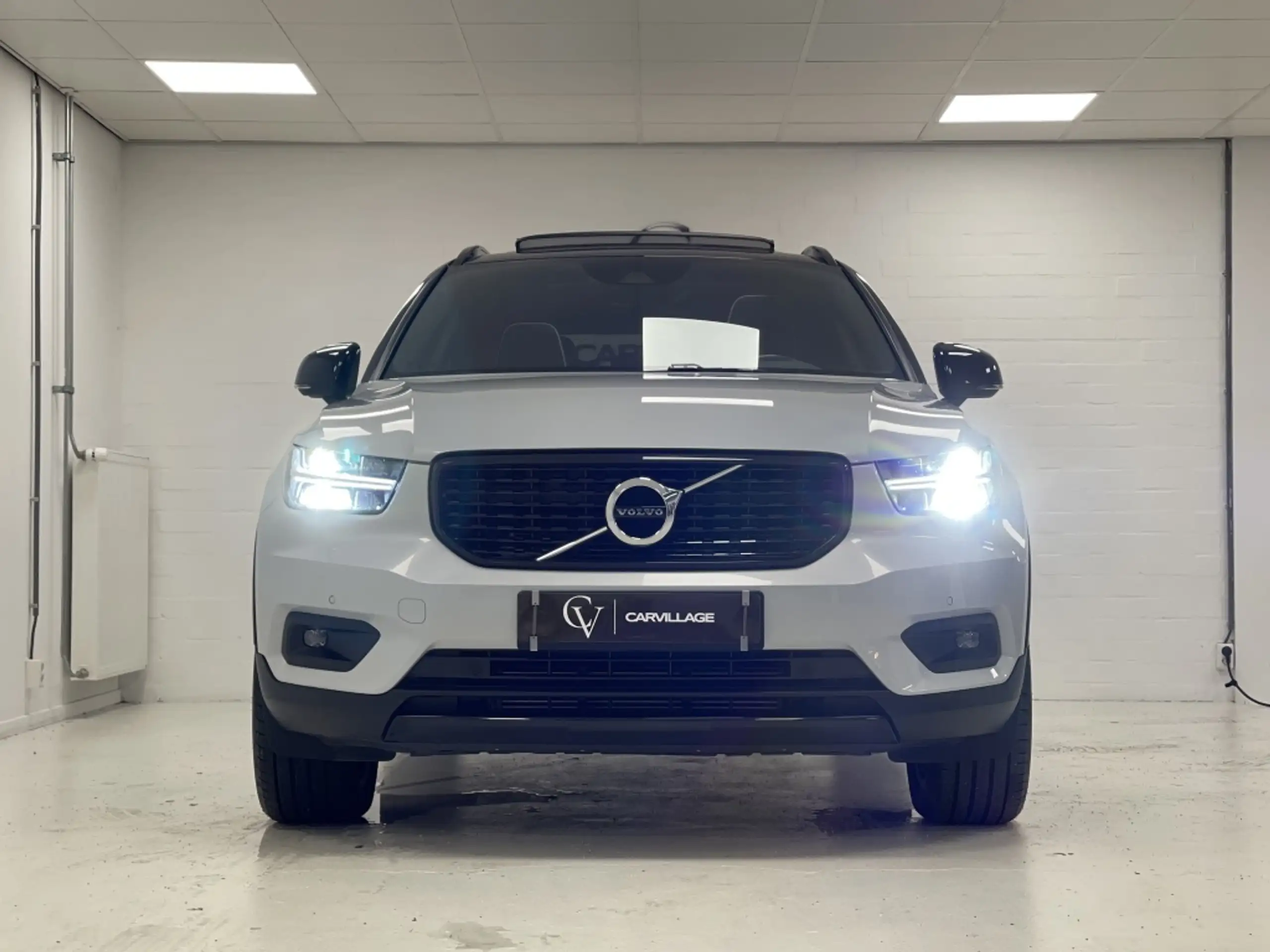 Volvo - XC40