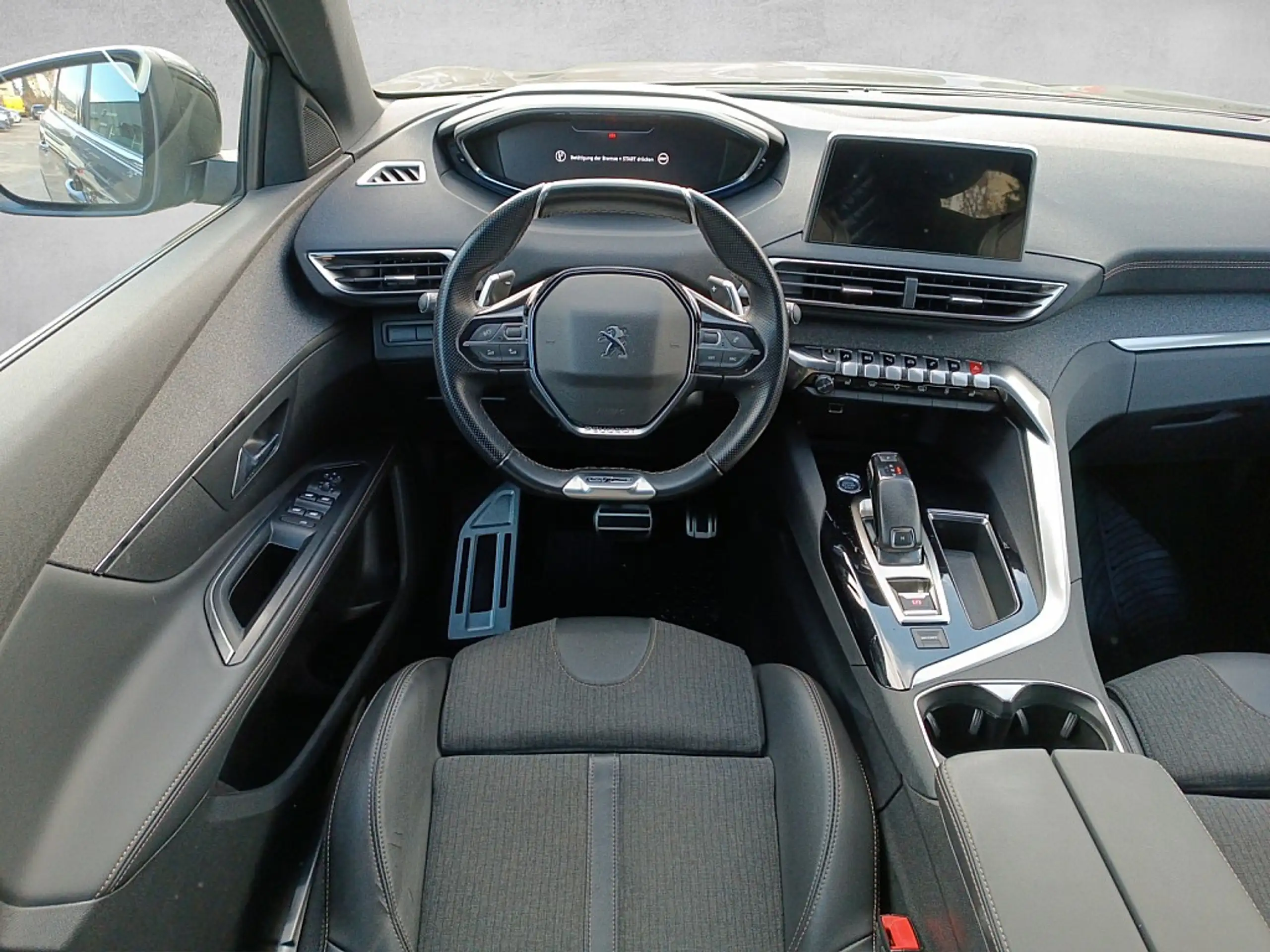 Peugeot - 5008