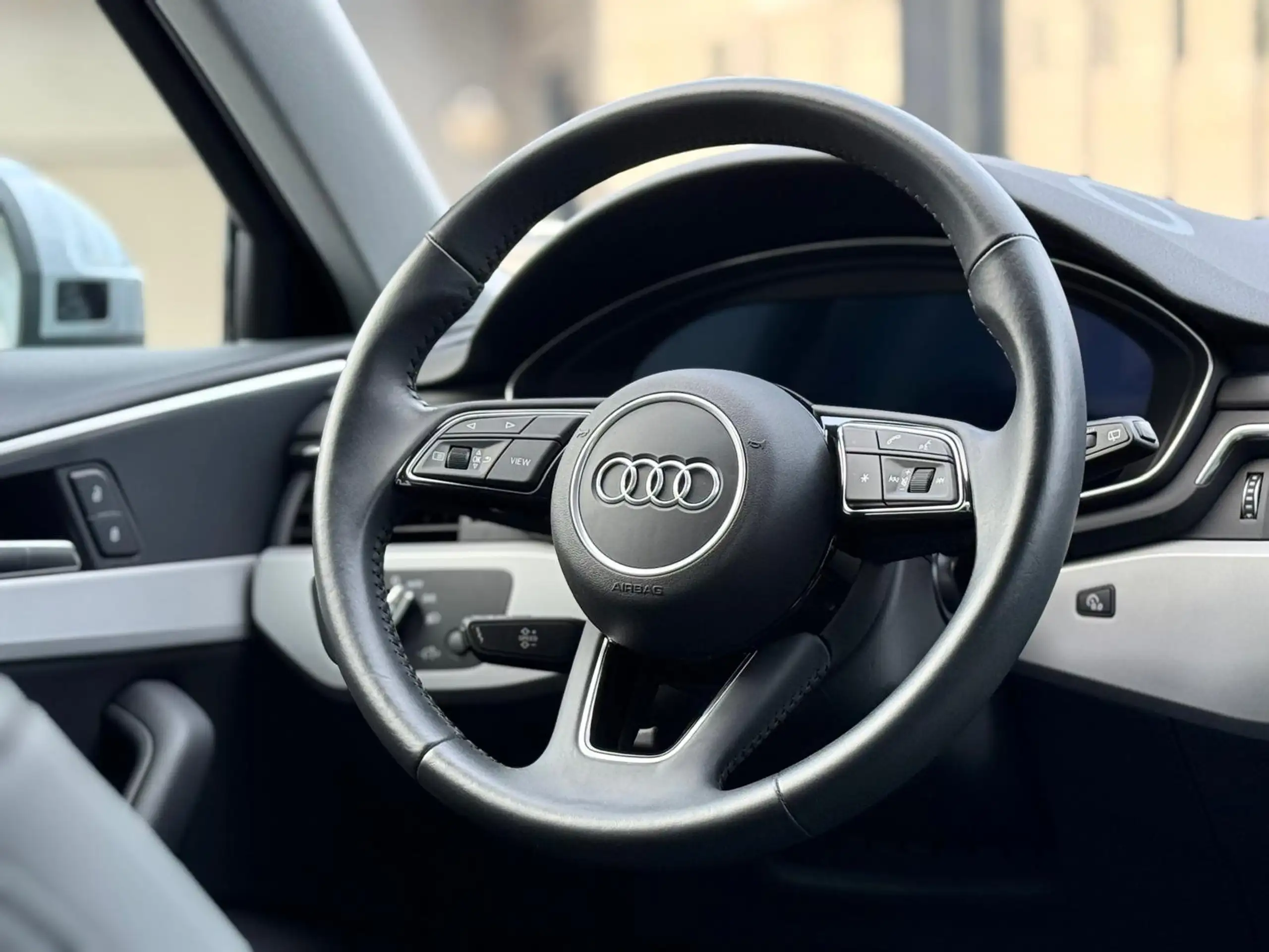 Audi - A4