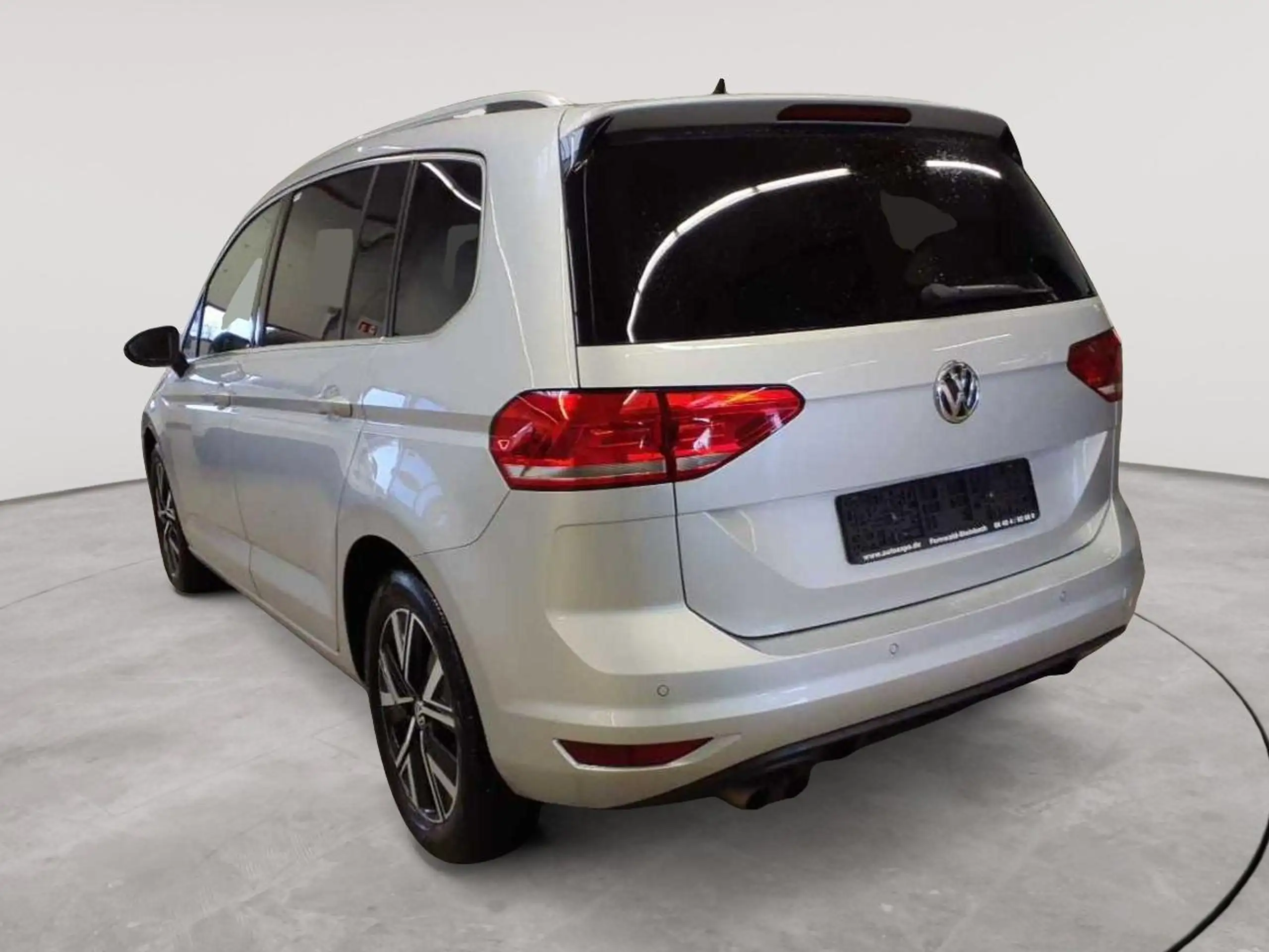 Volkswagen - Touran