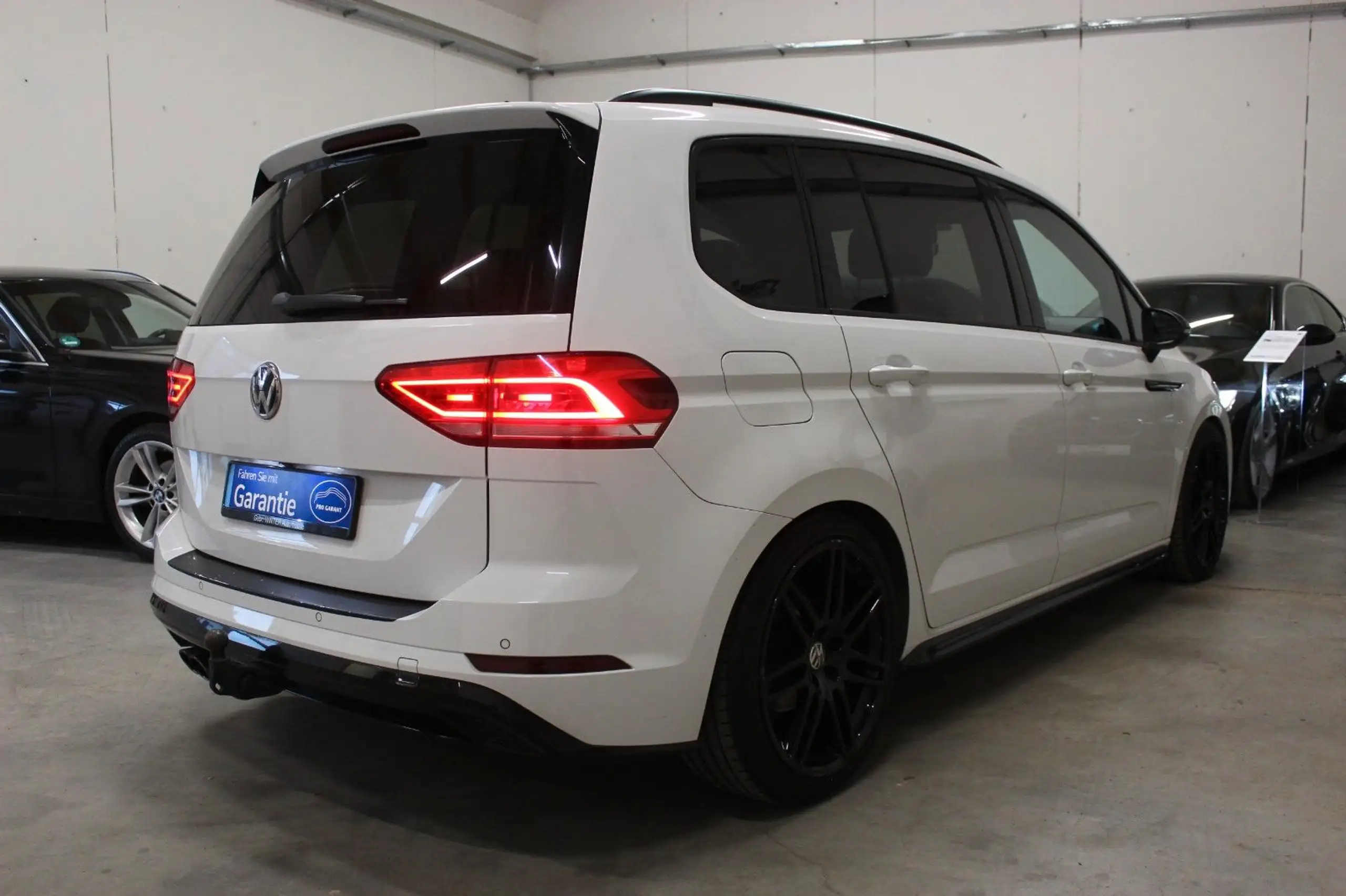 Volkswagen - Touran