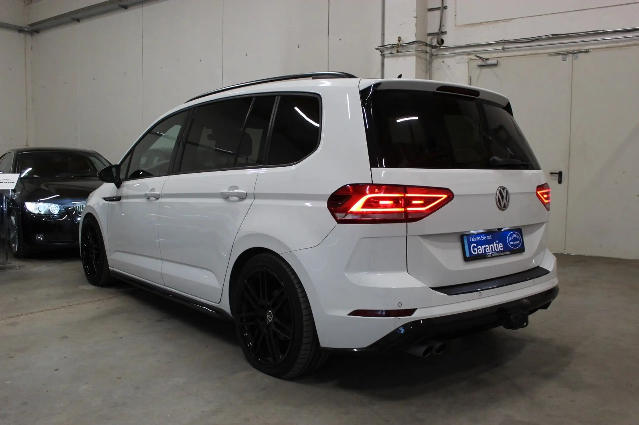 Volkswagen - Touran