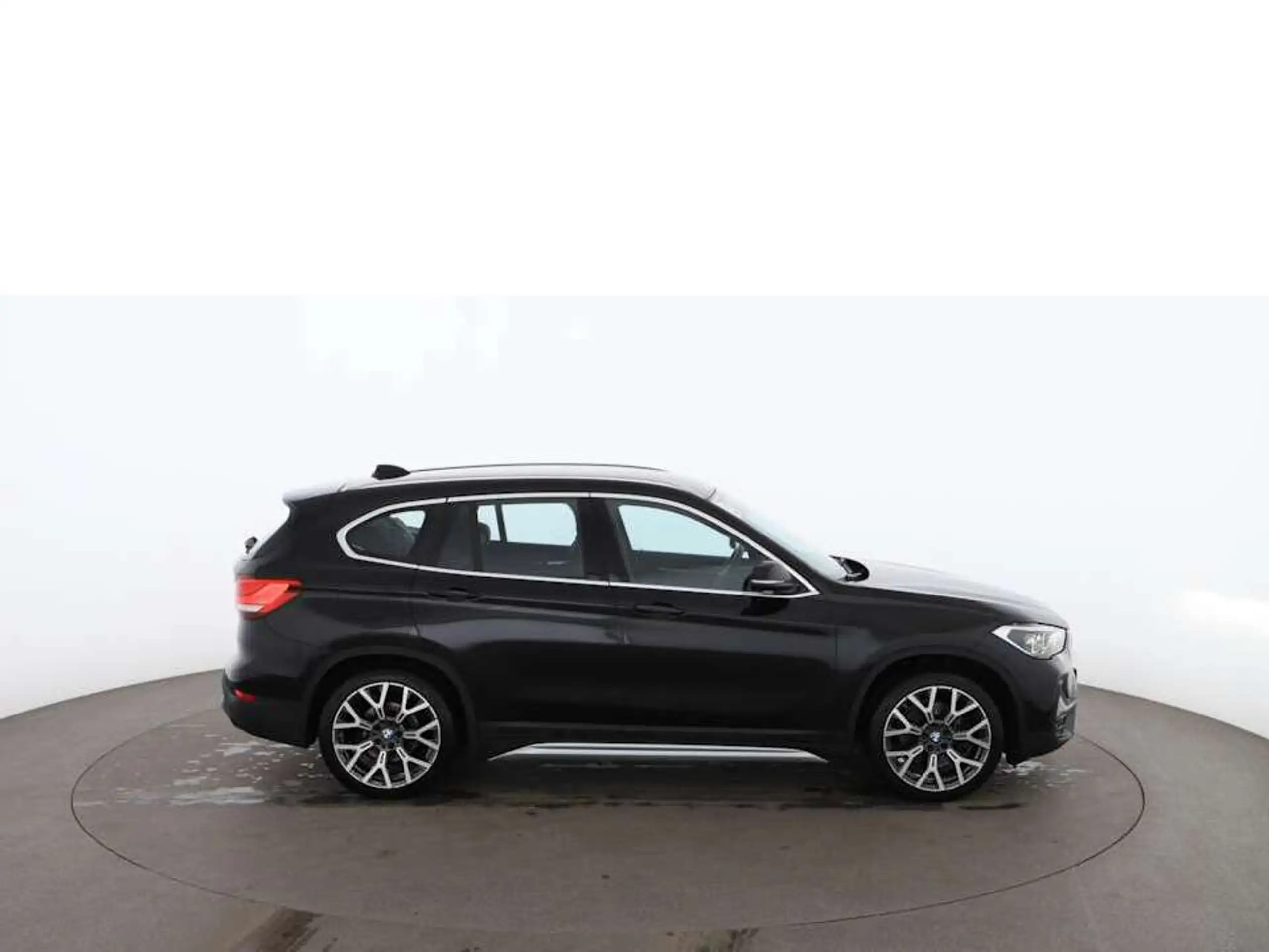 BMW - X1