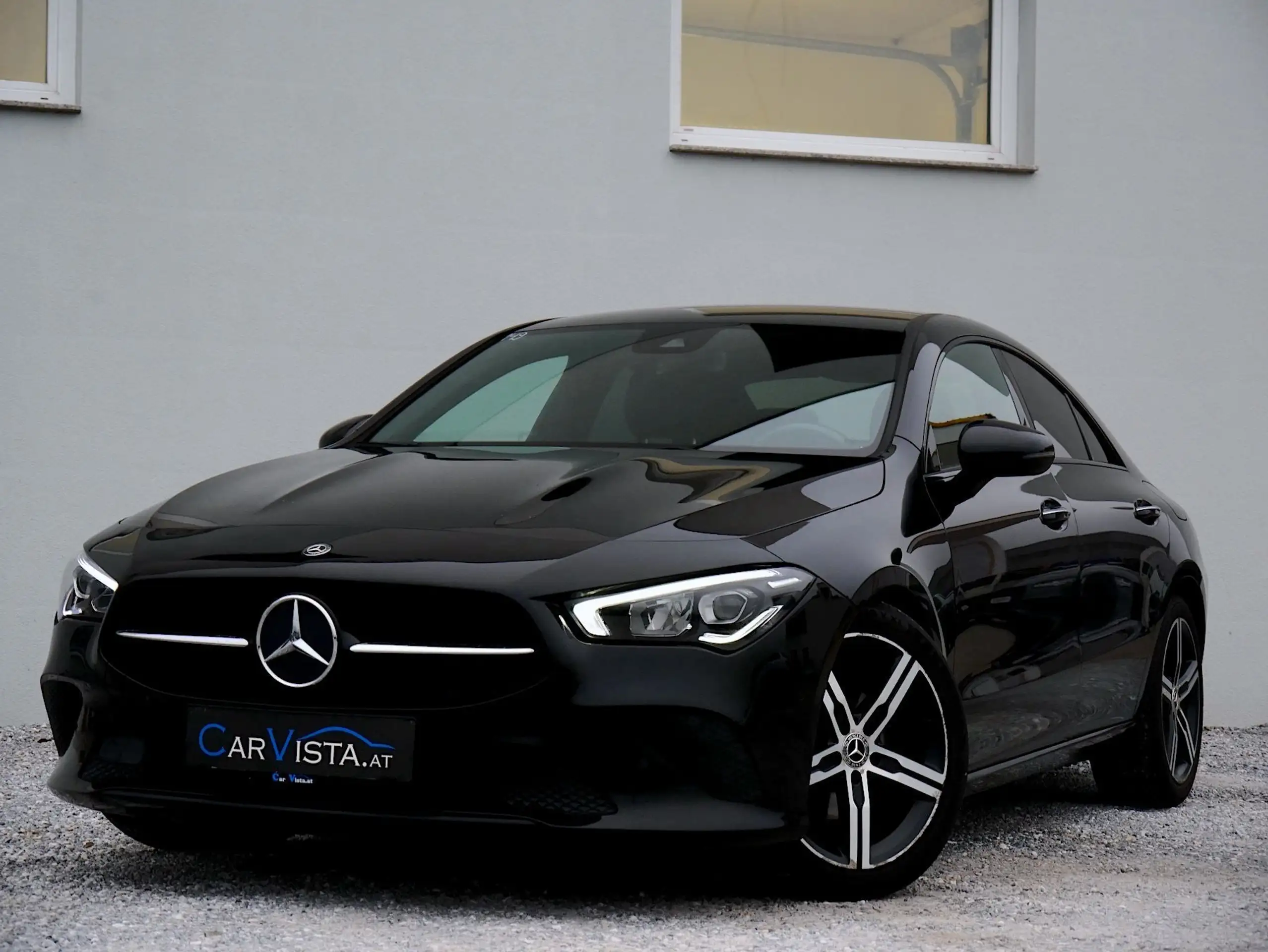 Mercedes-Benz - CLA 180