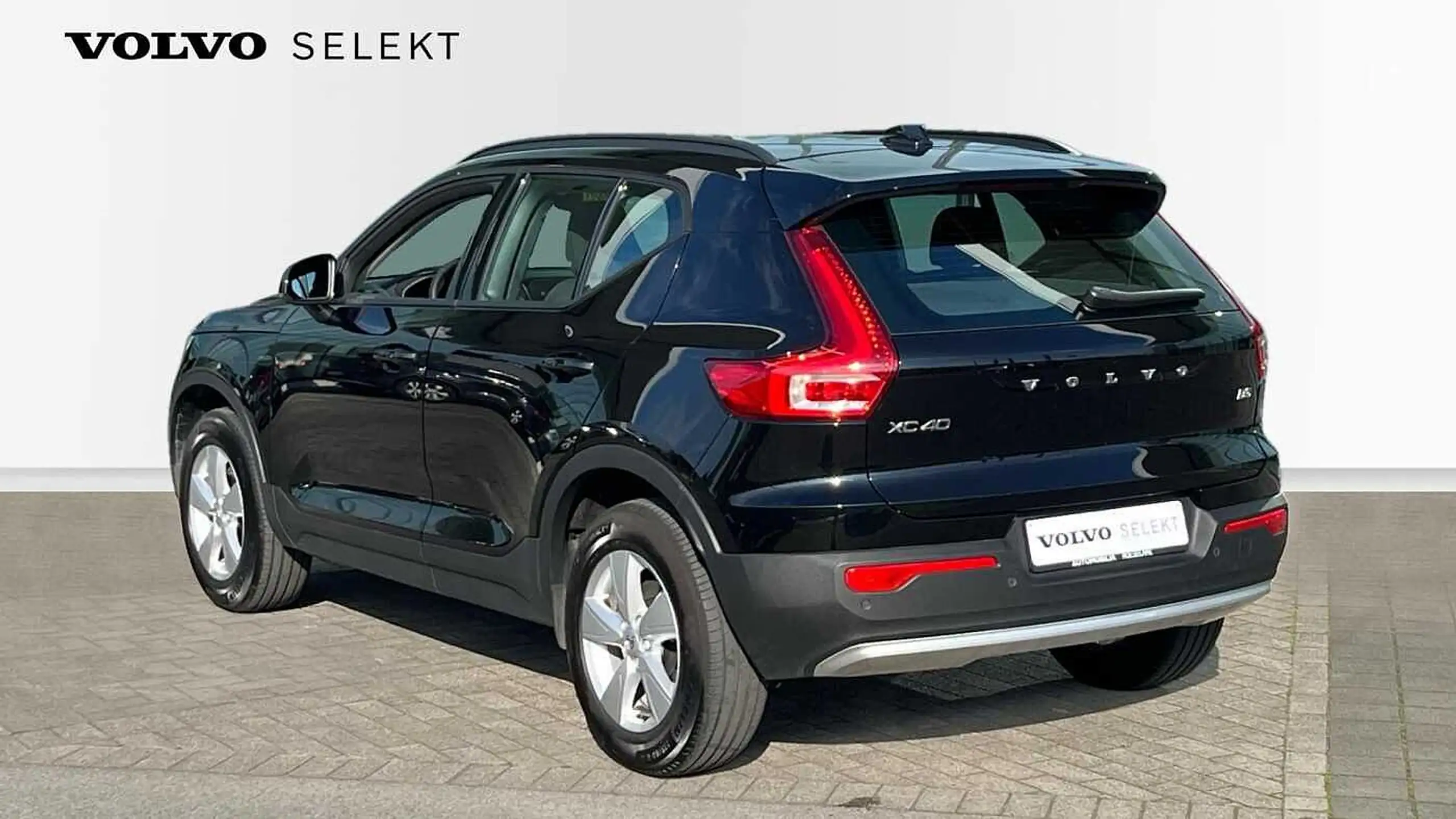 Volvo - XC40