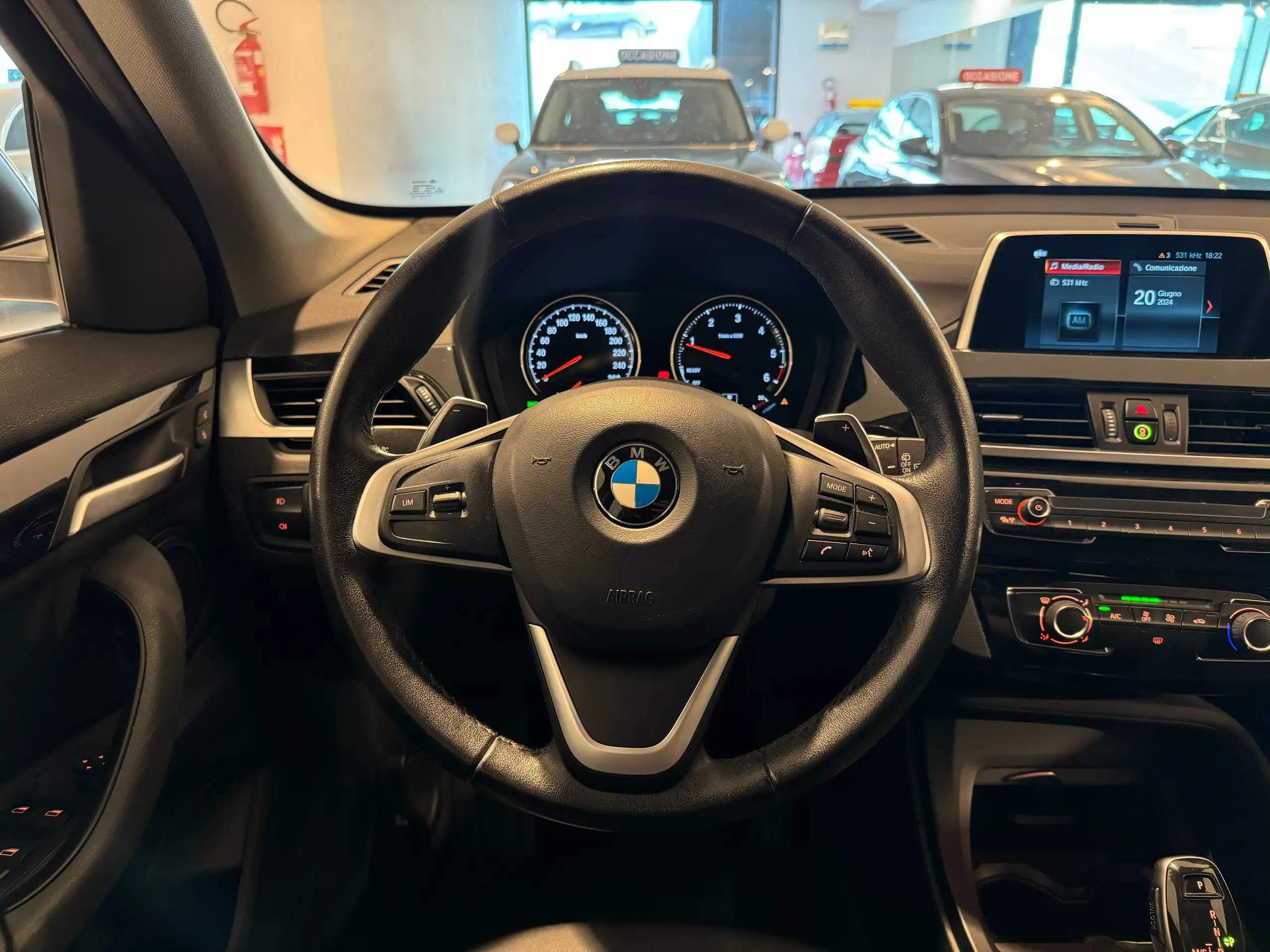 BMW - X1