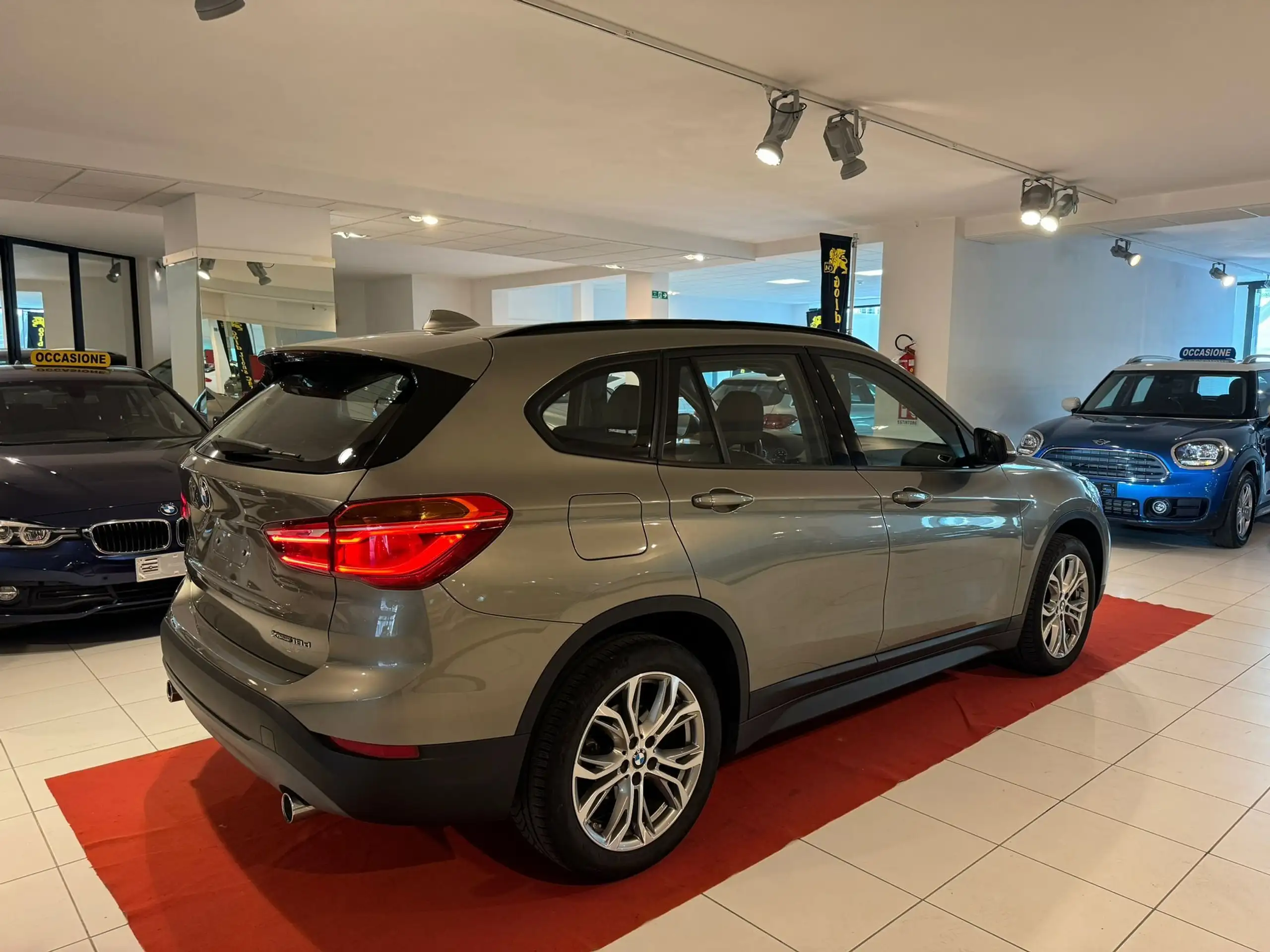 BMW - X1