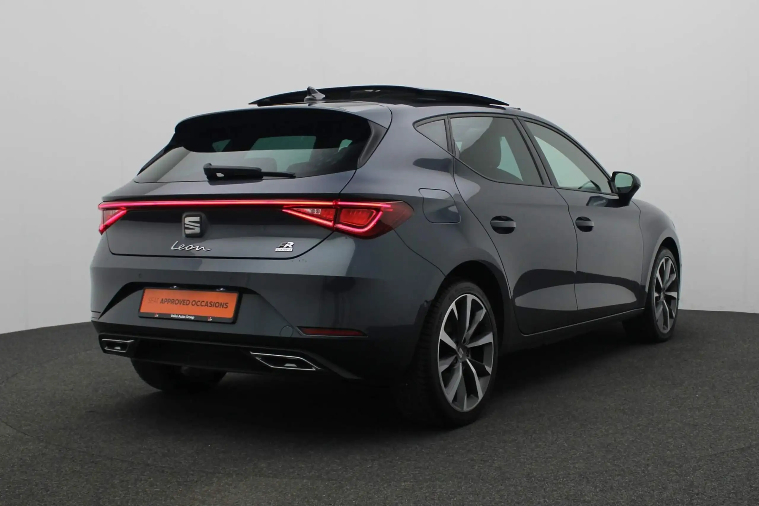 SEAT - Leon