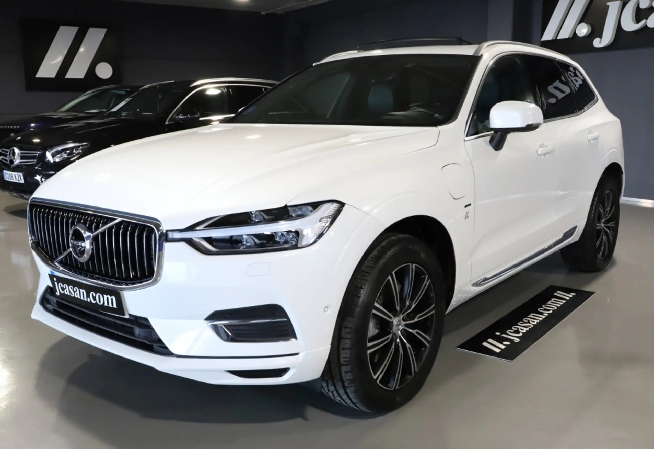 Volvo - XC60