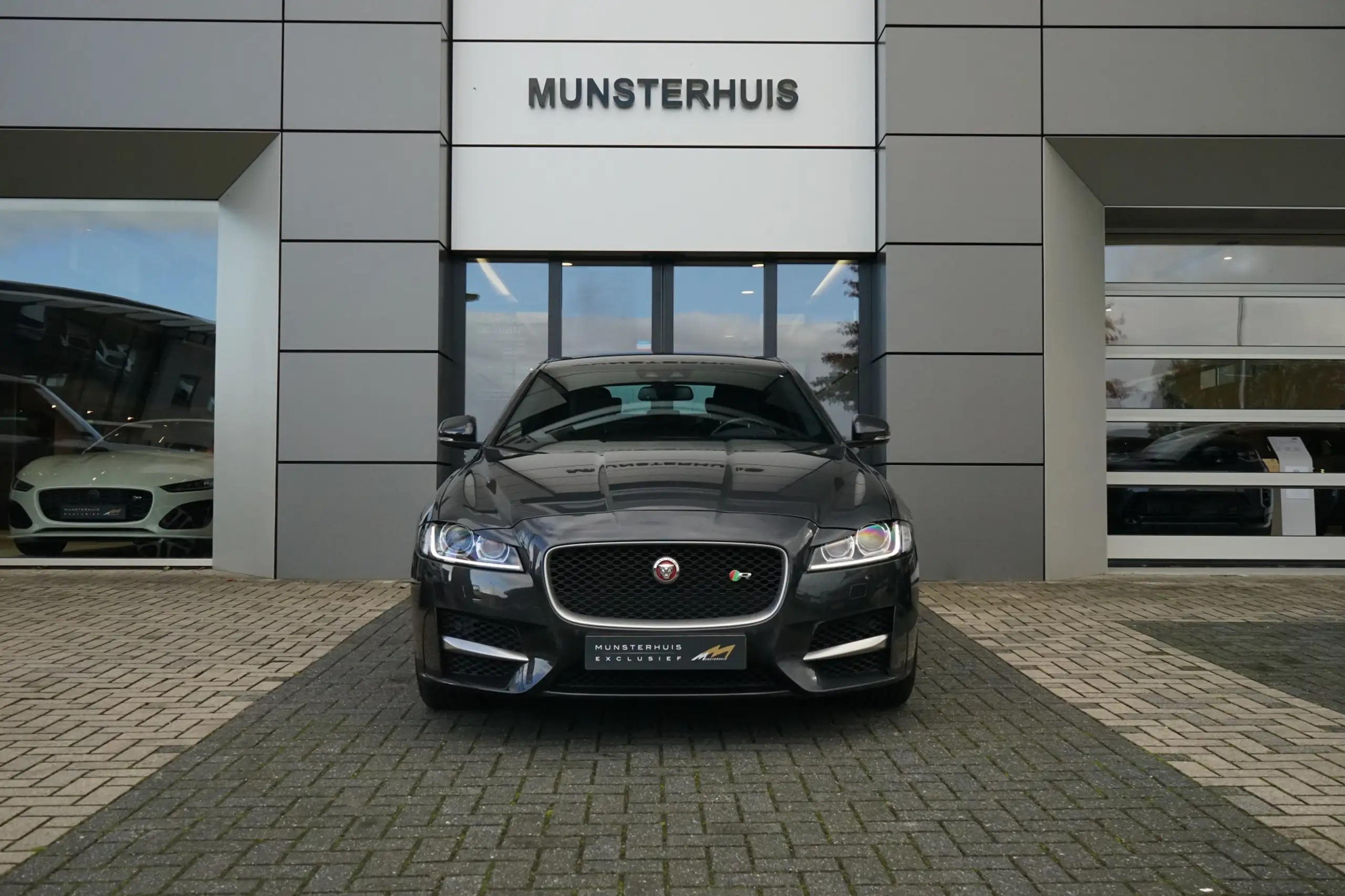 Jaguar - XF