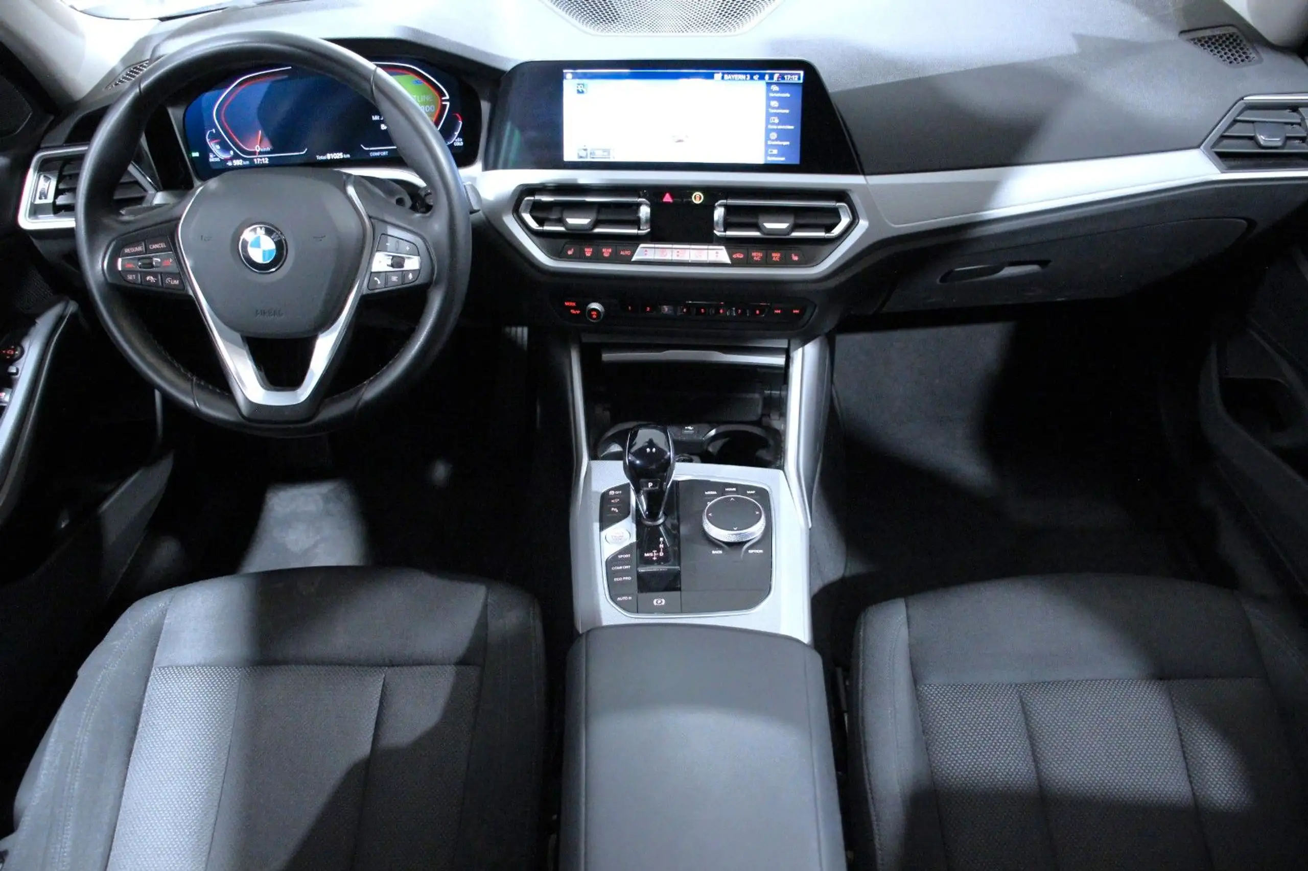 BMW - 318