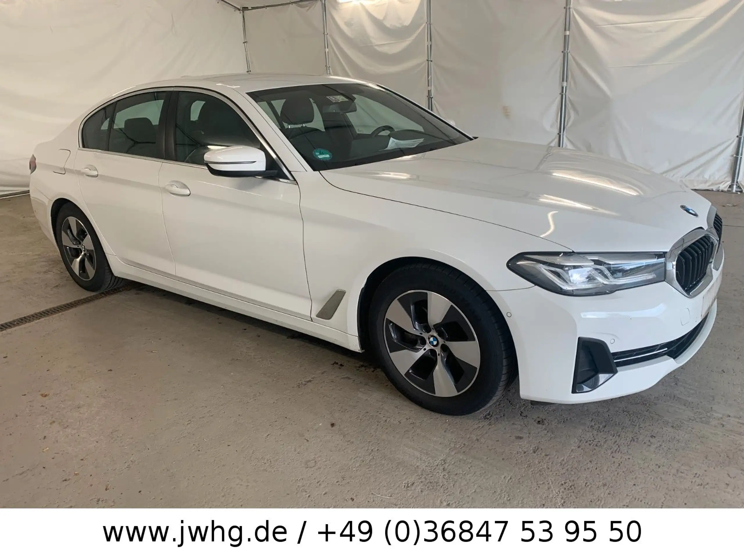 BMW - 520