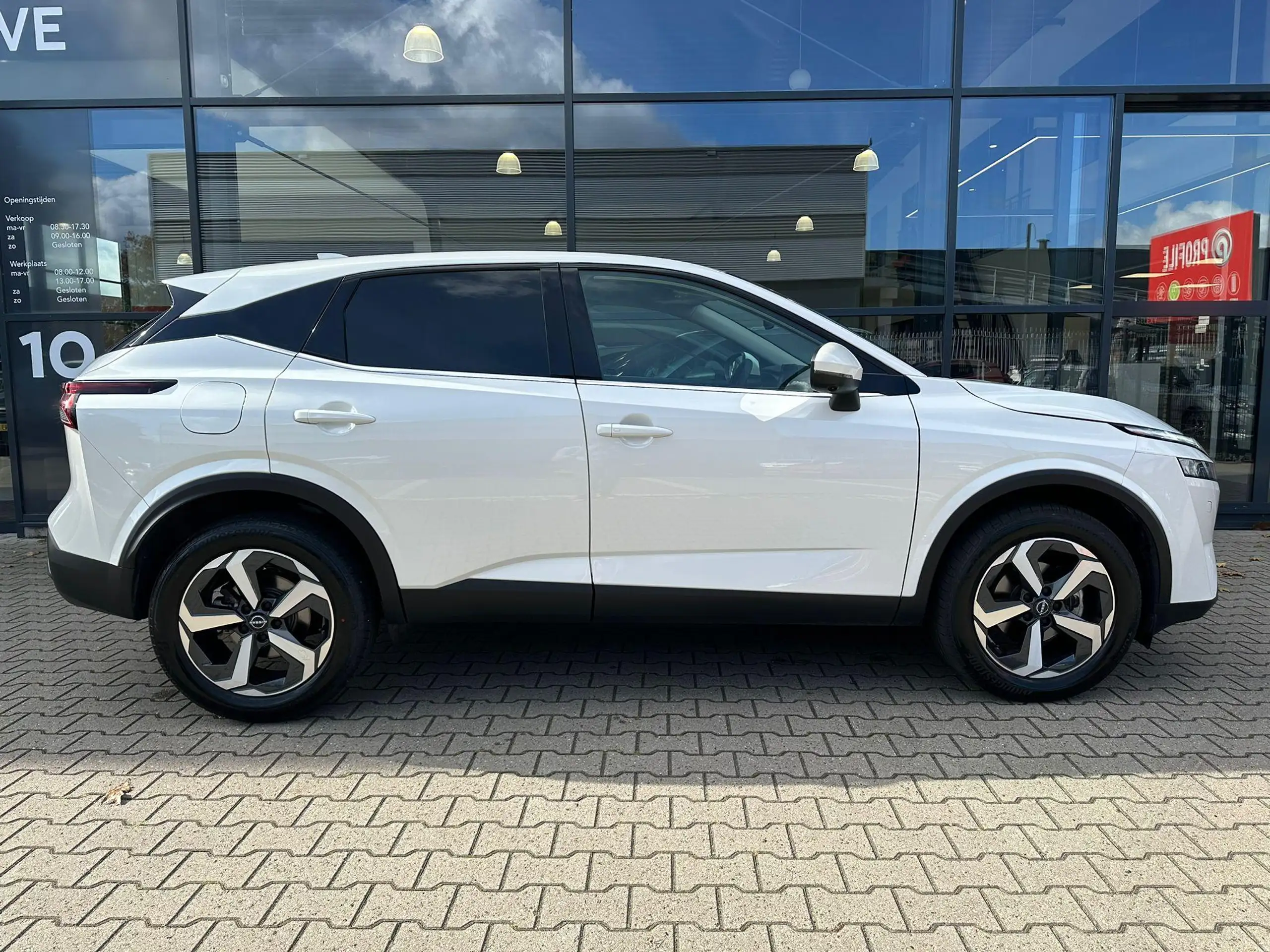 Nissan - Qashqai