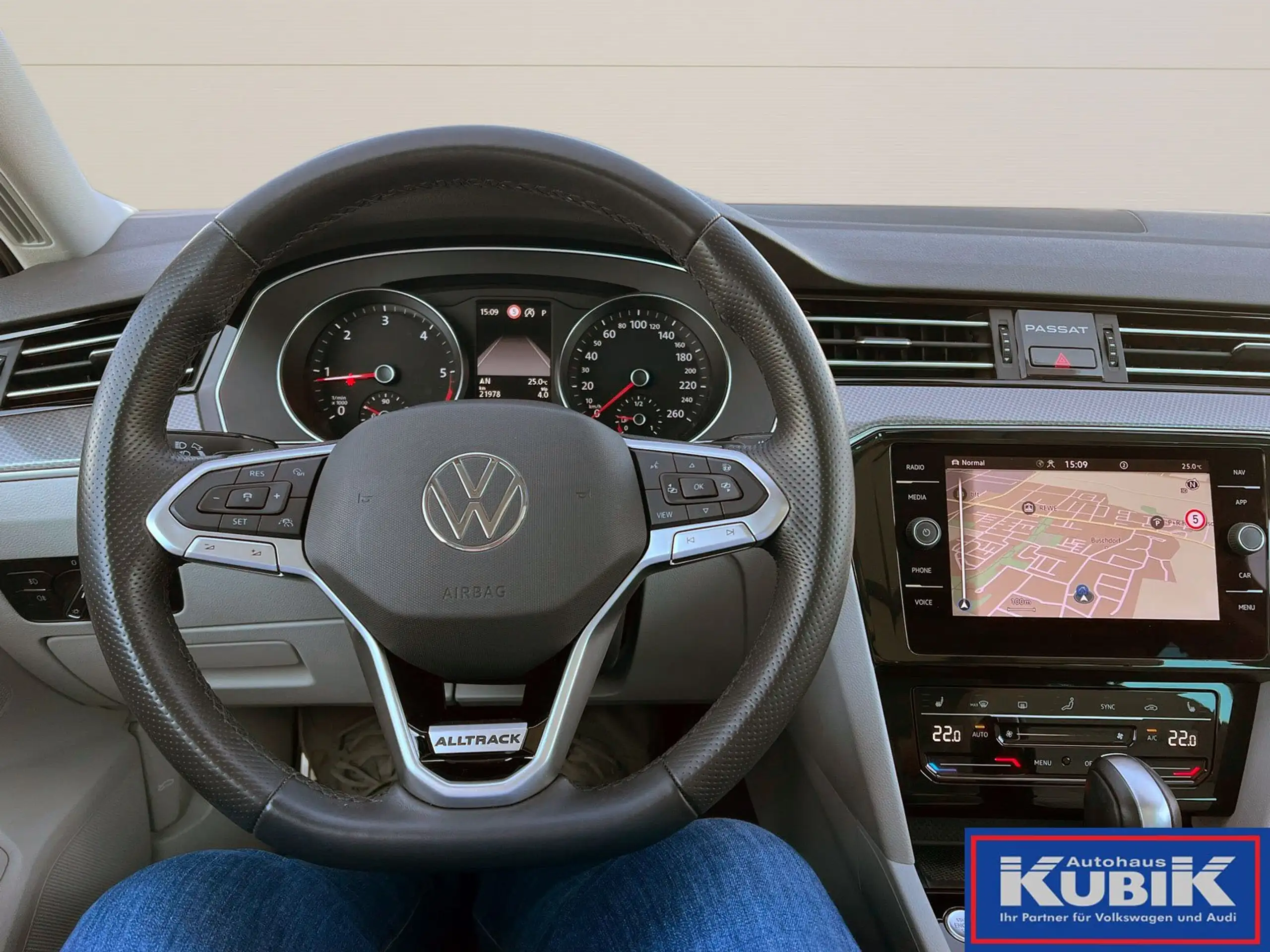 Volkswagen - Passat Alltrack