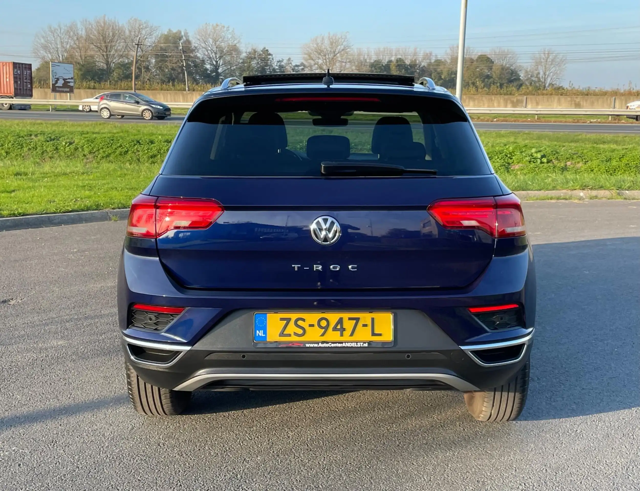 Volkswagen - T-Roc