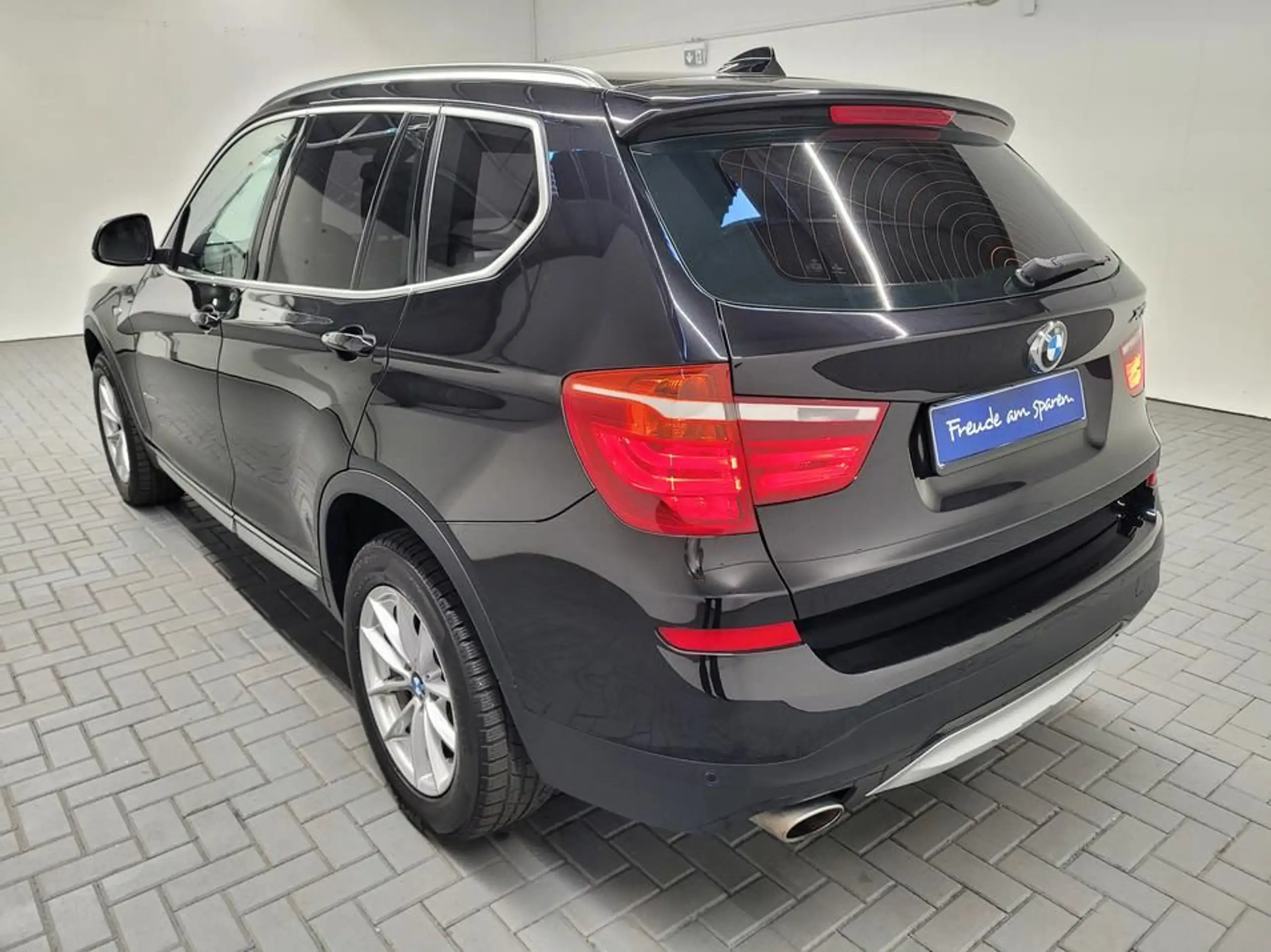 BMW - X3