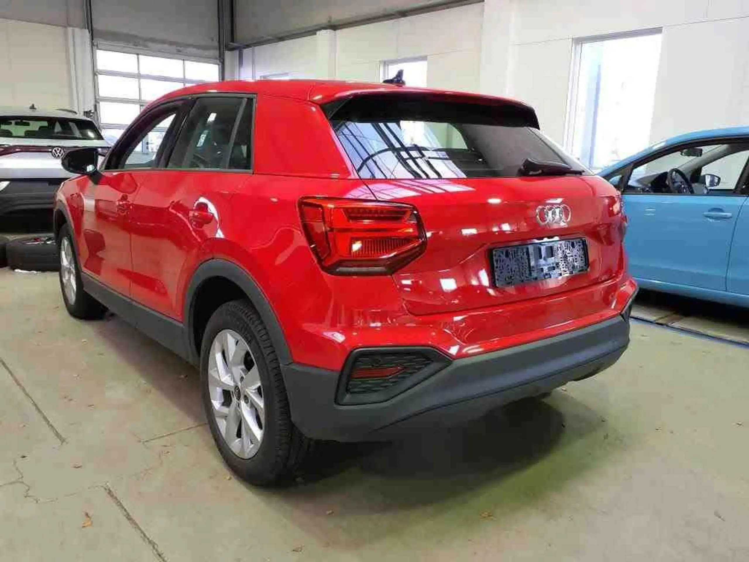 Audi - Q2