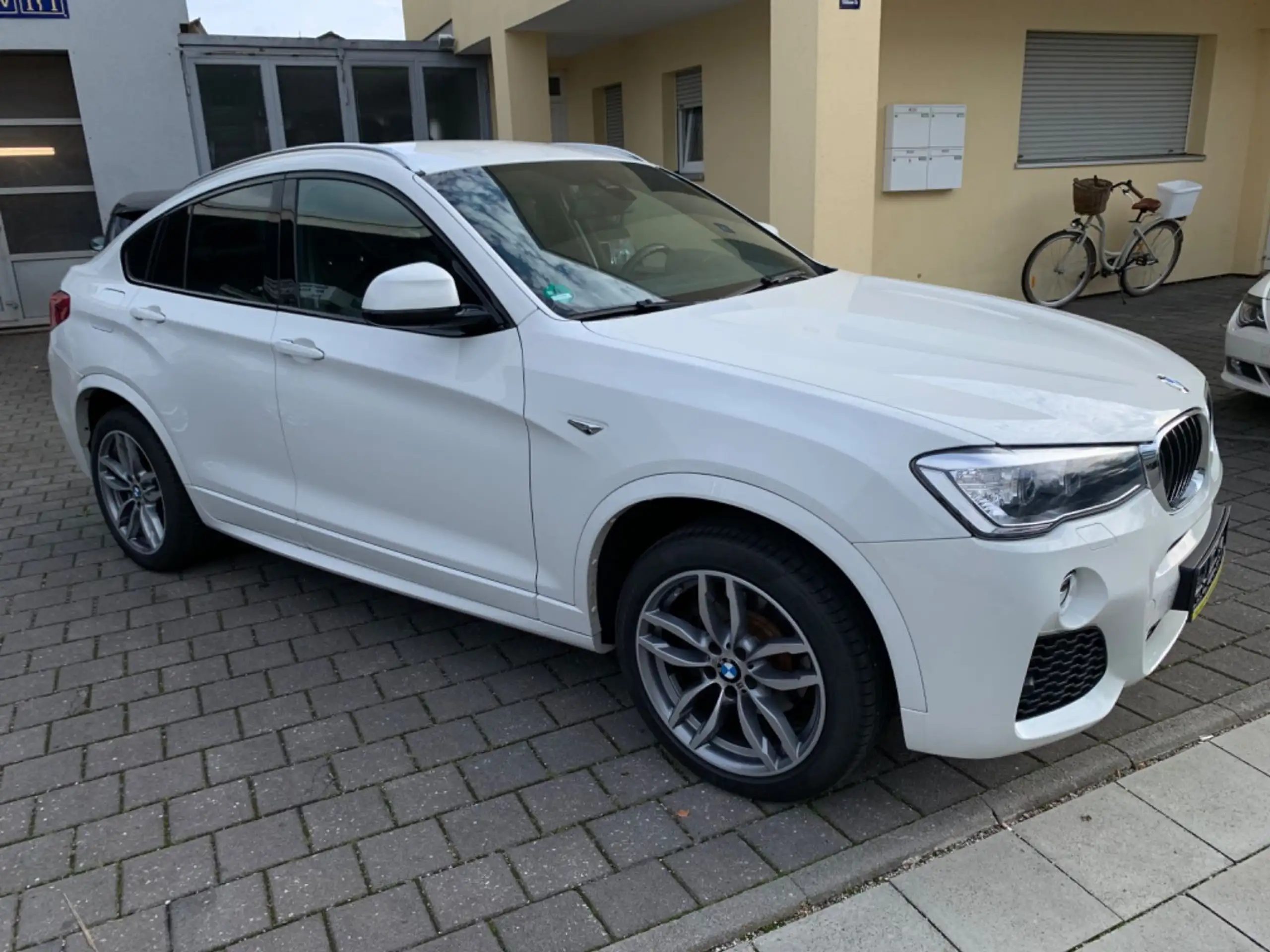 BMW - X4