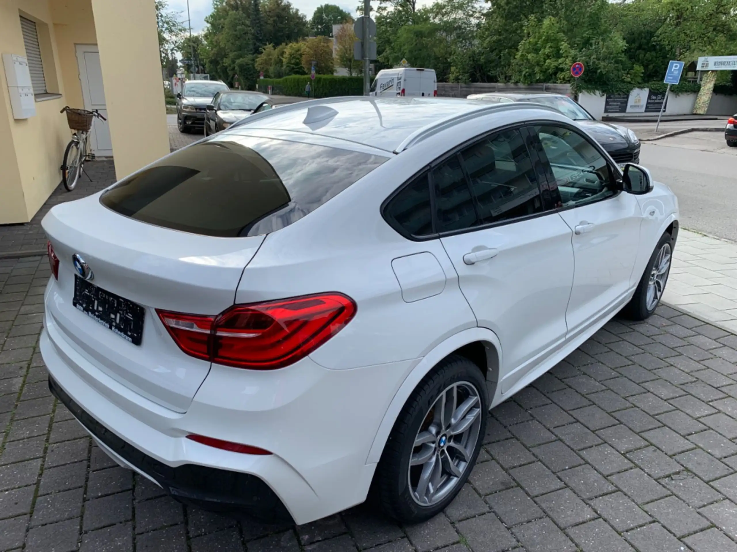 BMW - X4