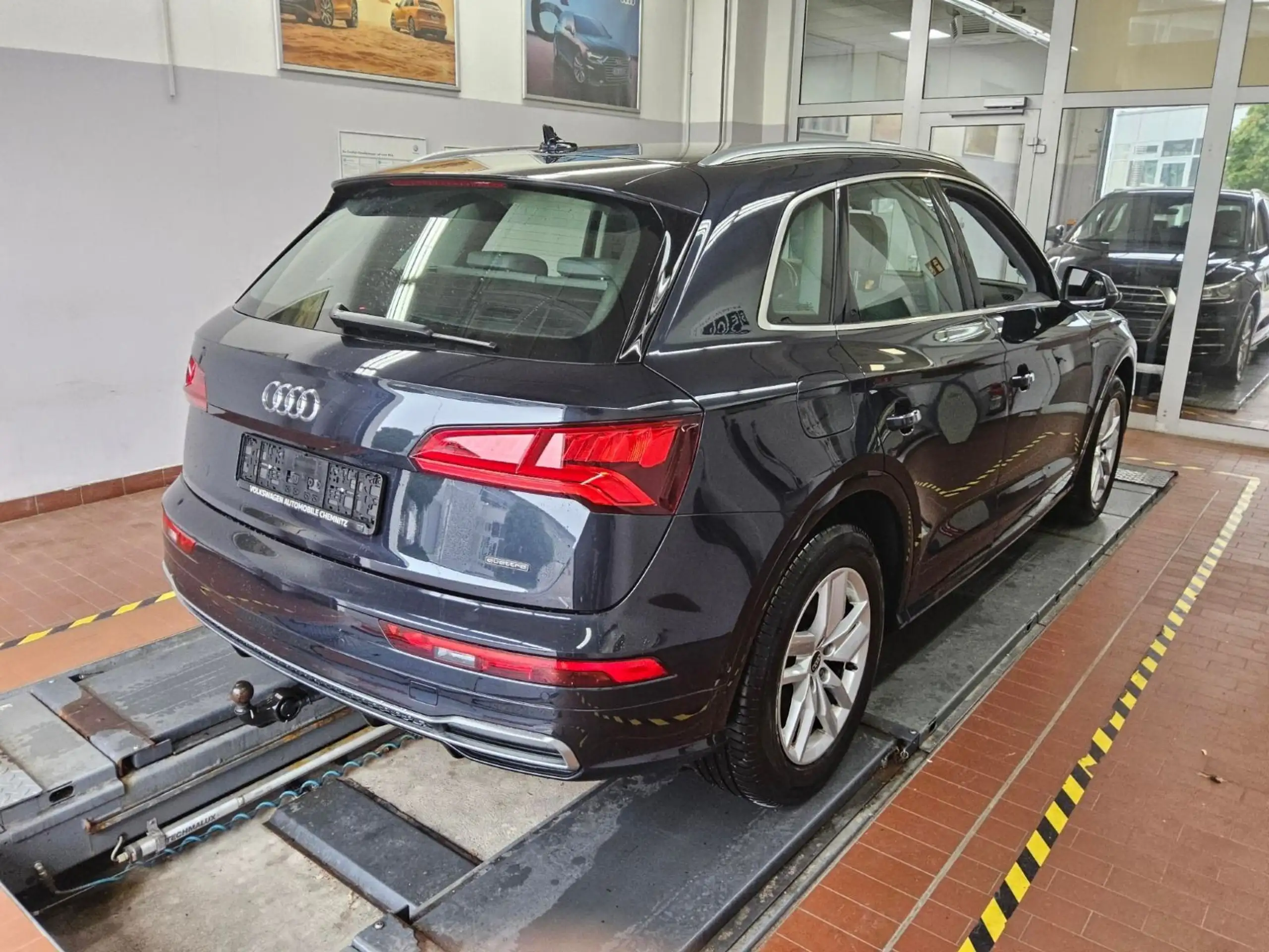 Audi - Q5