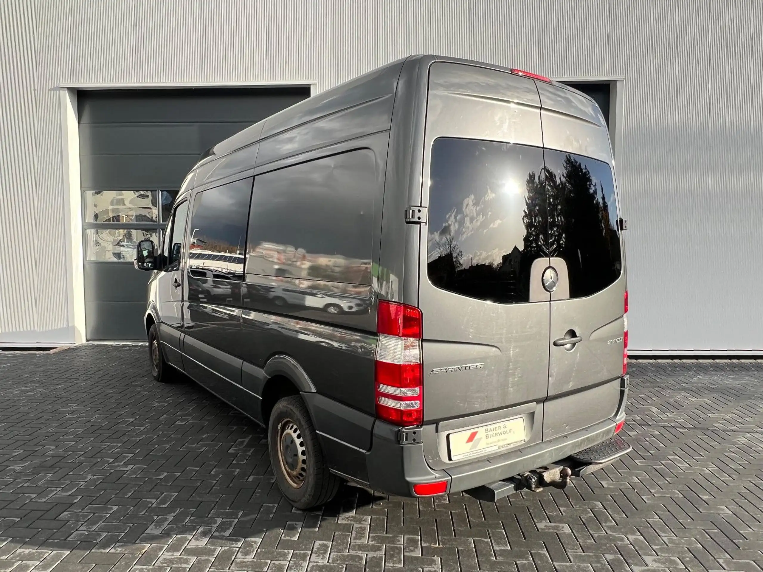 Mercedes-Benz - Sprinter