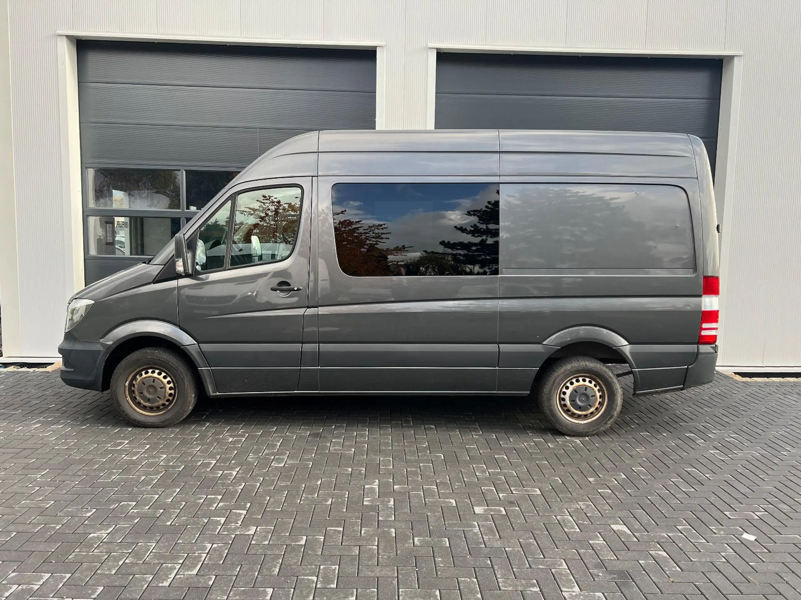 Mercedes-Benz - Sprinter