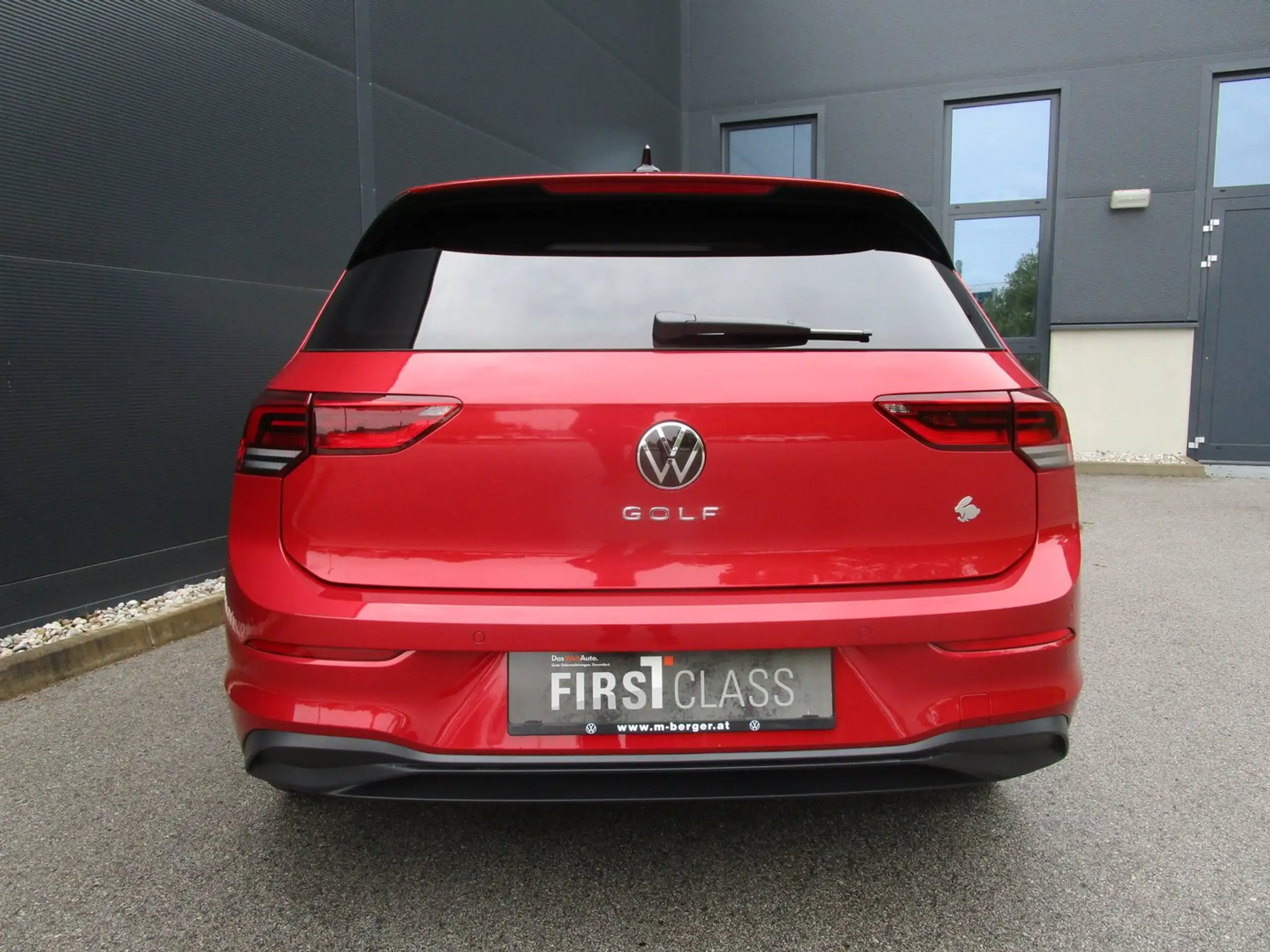 Volkswagen - Golf