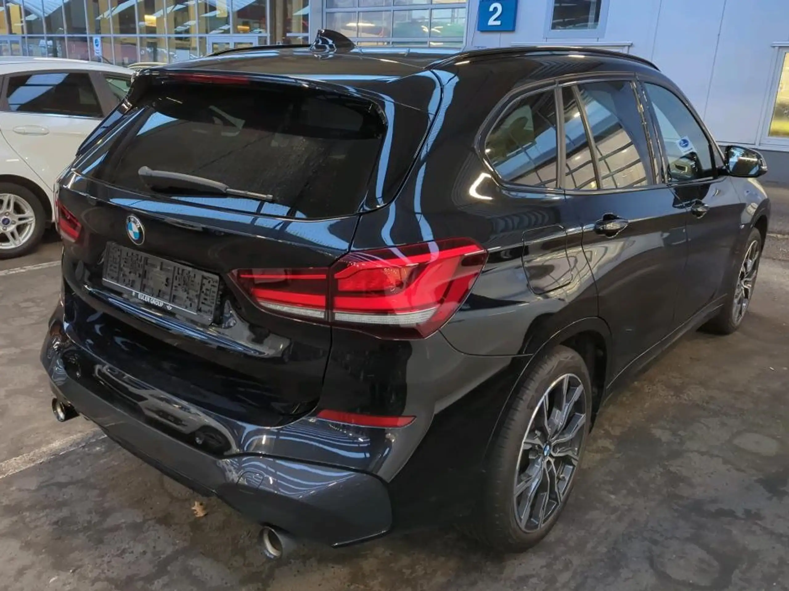 BMW - X1