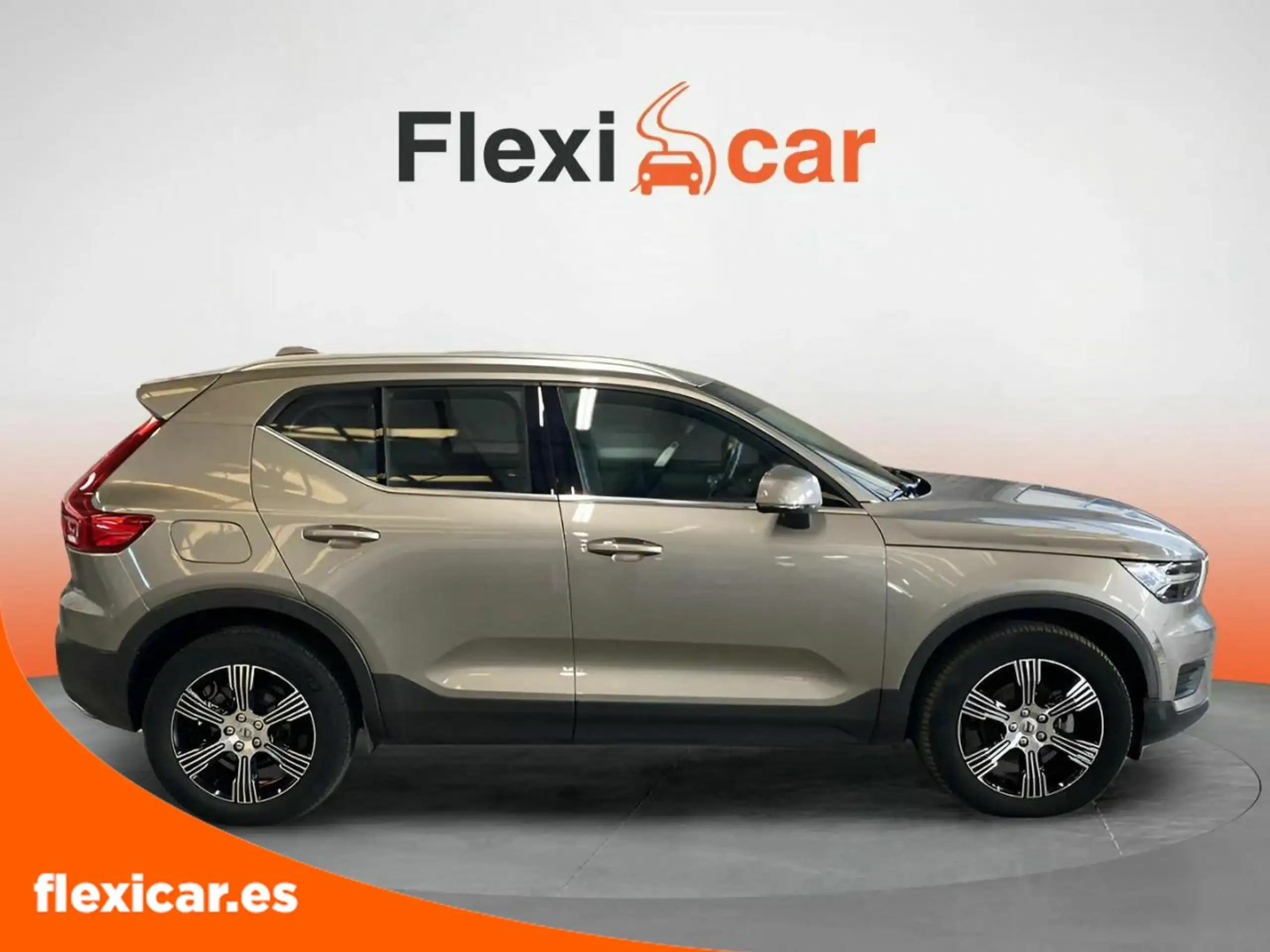 Volvo - XC40