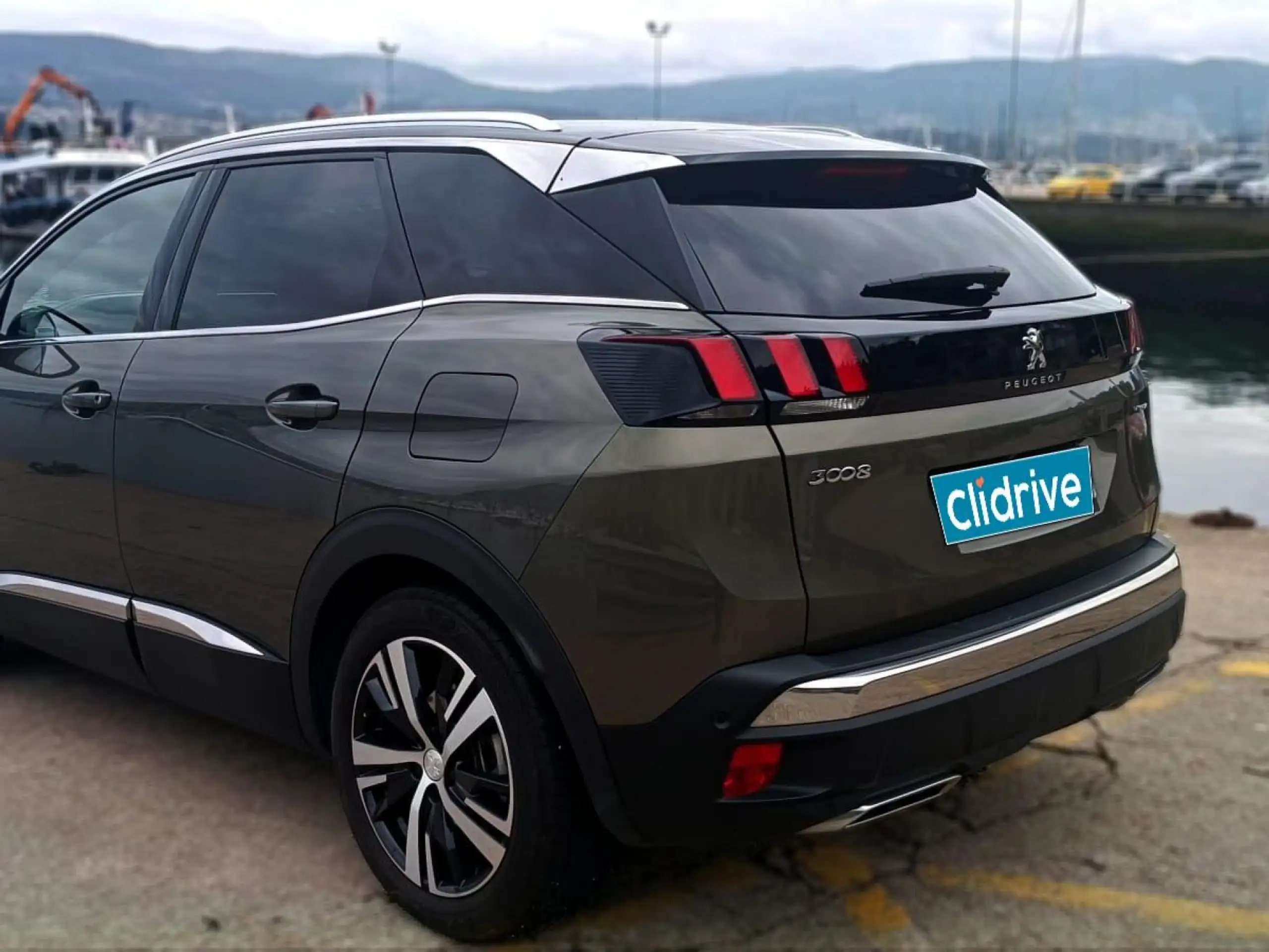 Peugeot - 3008