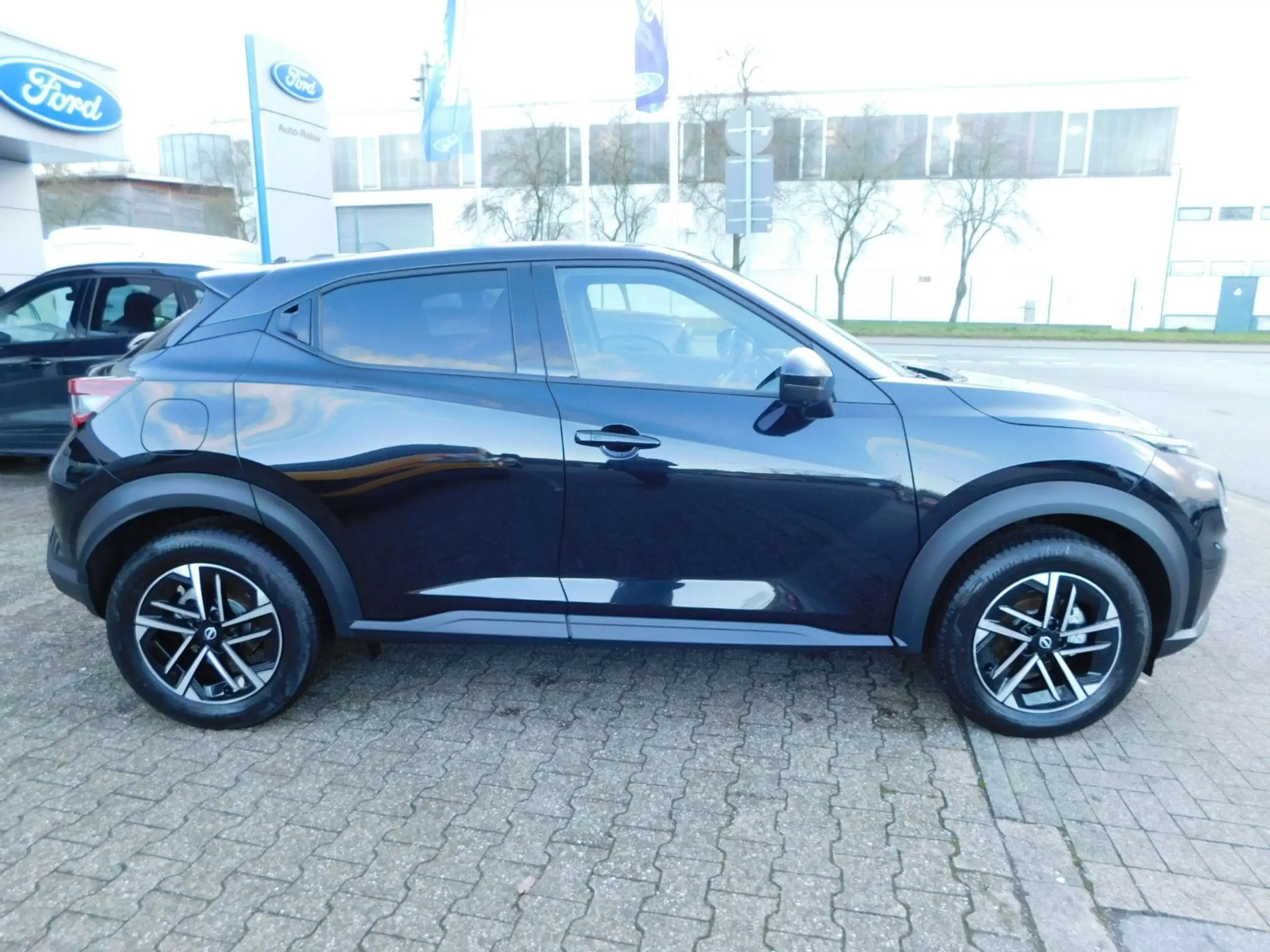 Nissan - Juke