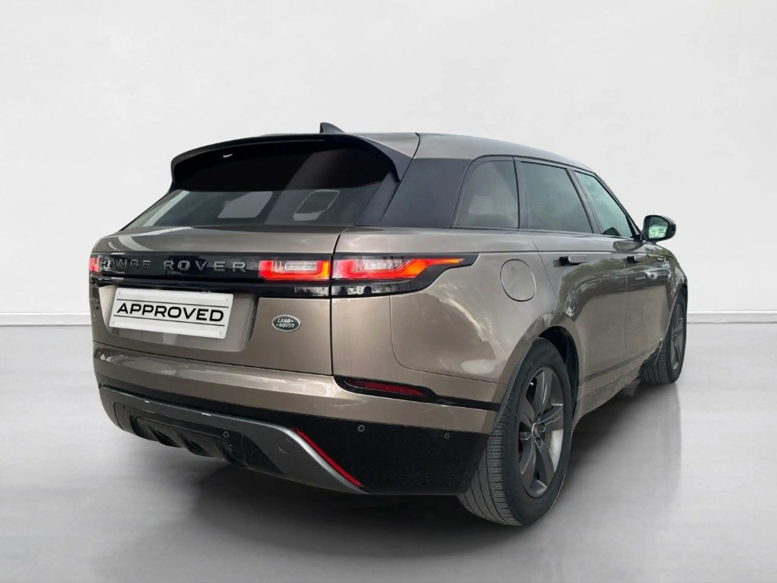 Land Rover - Range Rover Velar