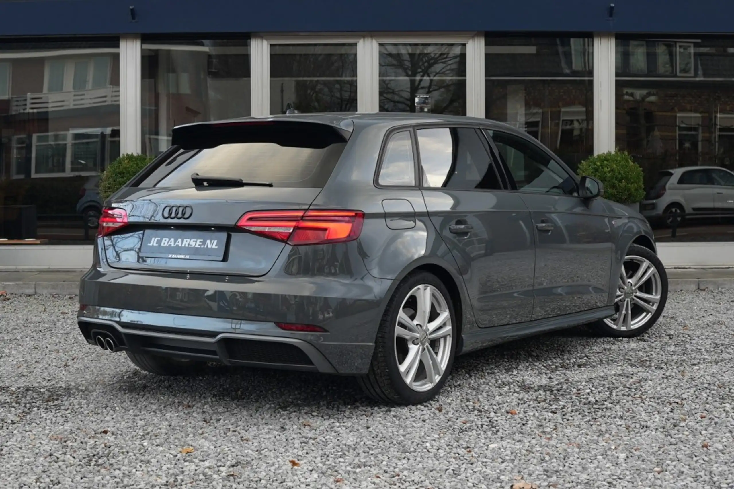 Audi - A3