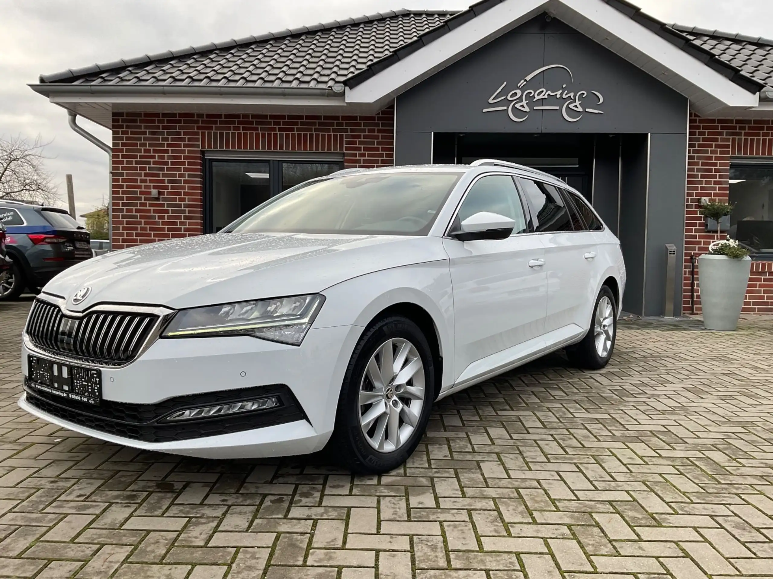 Skoda - Superb