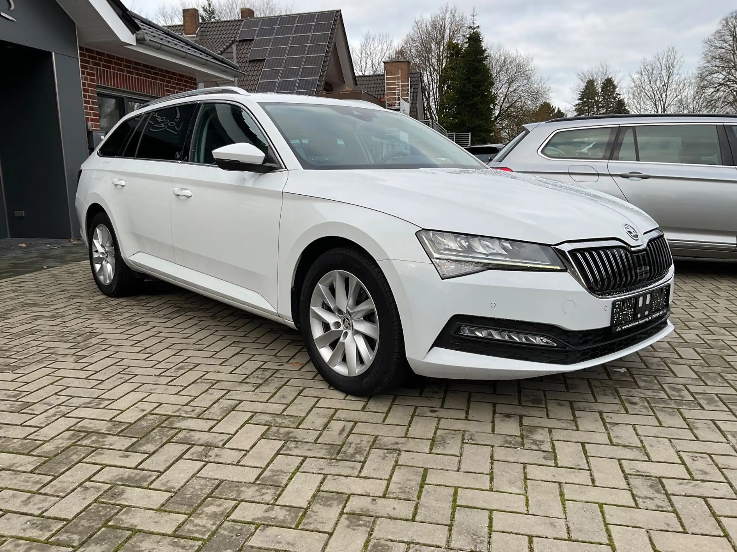 Skoda - Superb