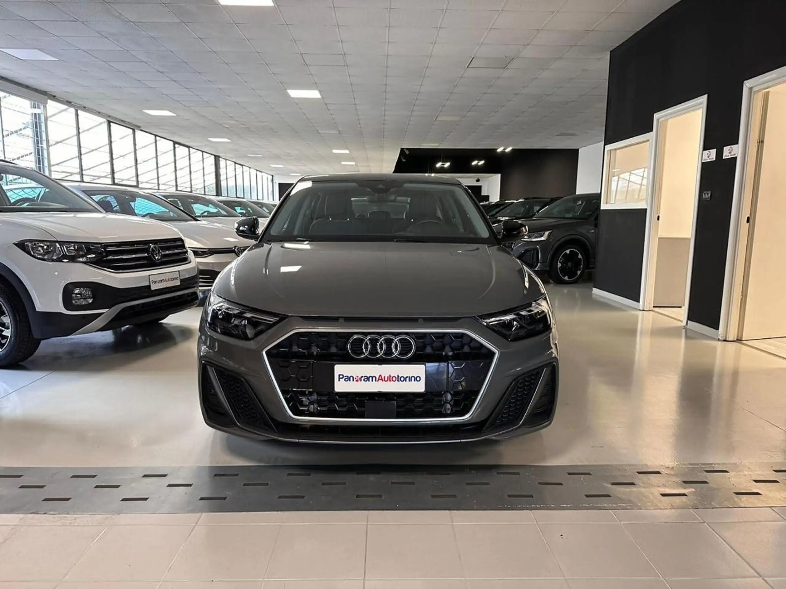 Audi - A1