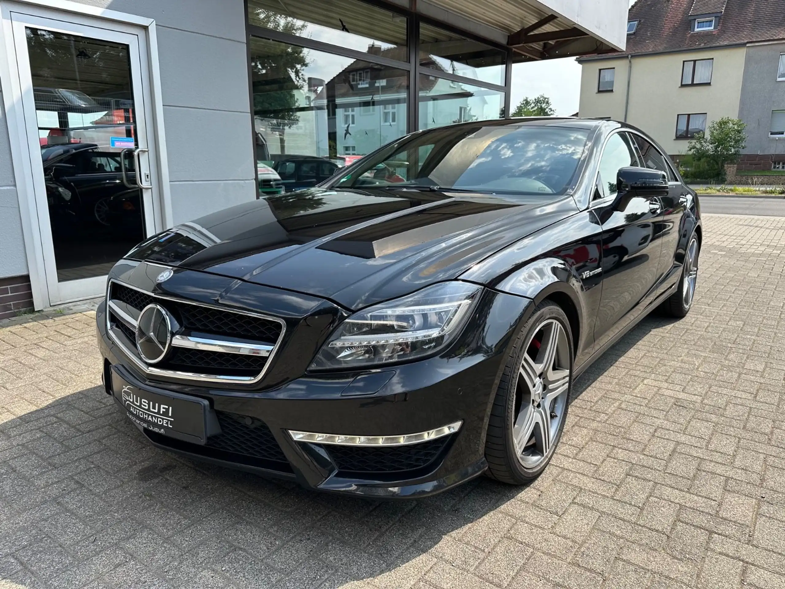 Mercedes-Benz - CLS 63 AMG