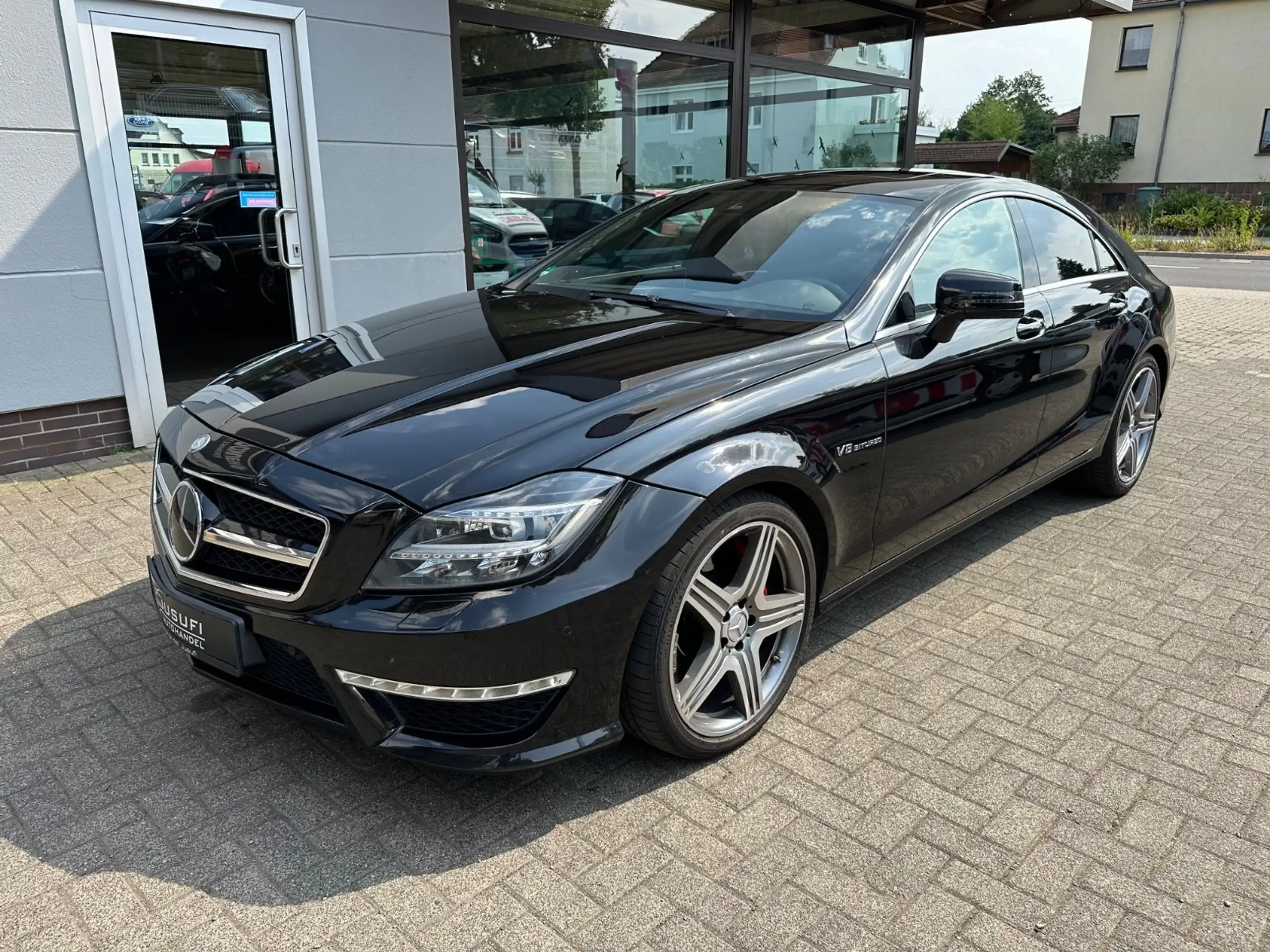 Mercedes-Benz - CLS 63 AMG