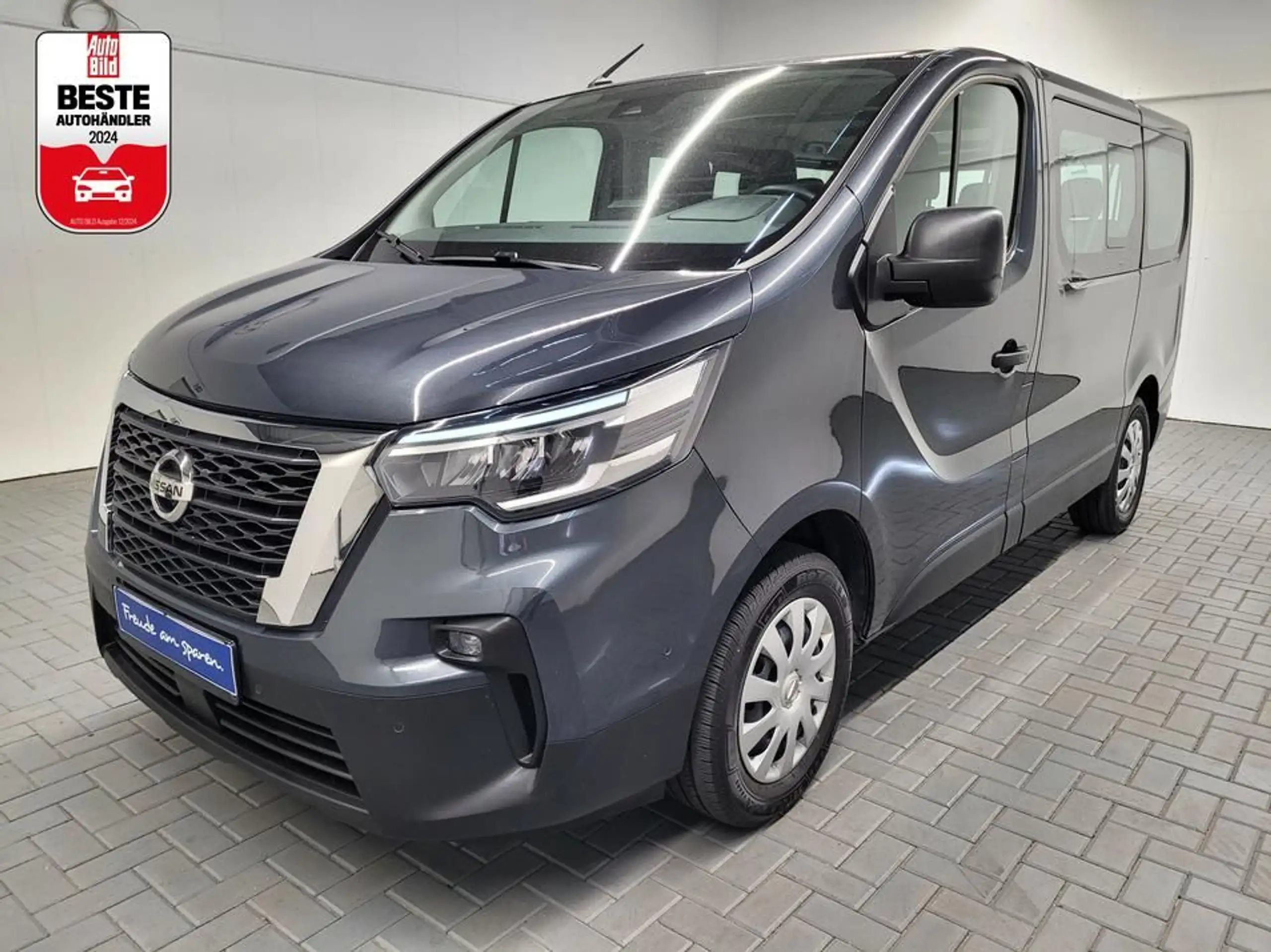 Nissan NV300 2021