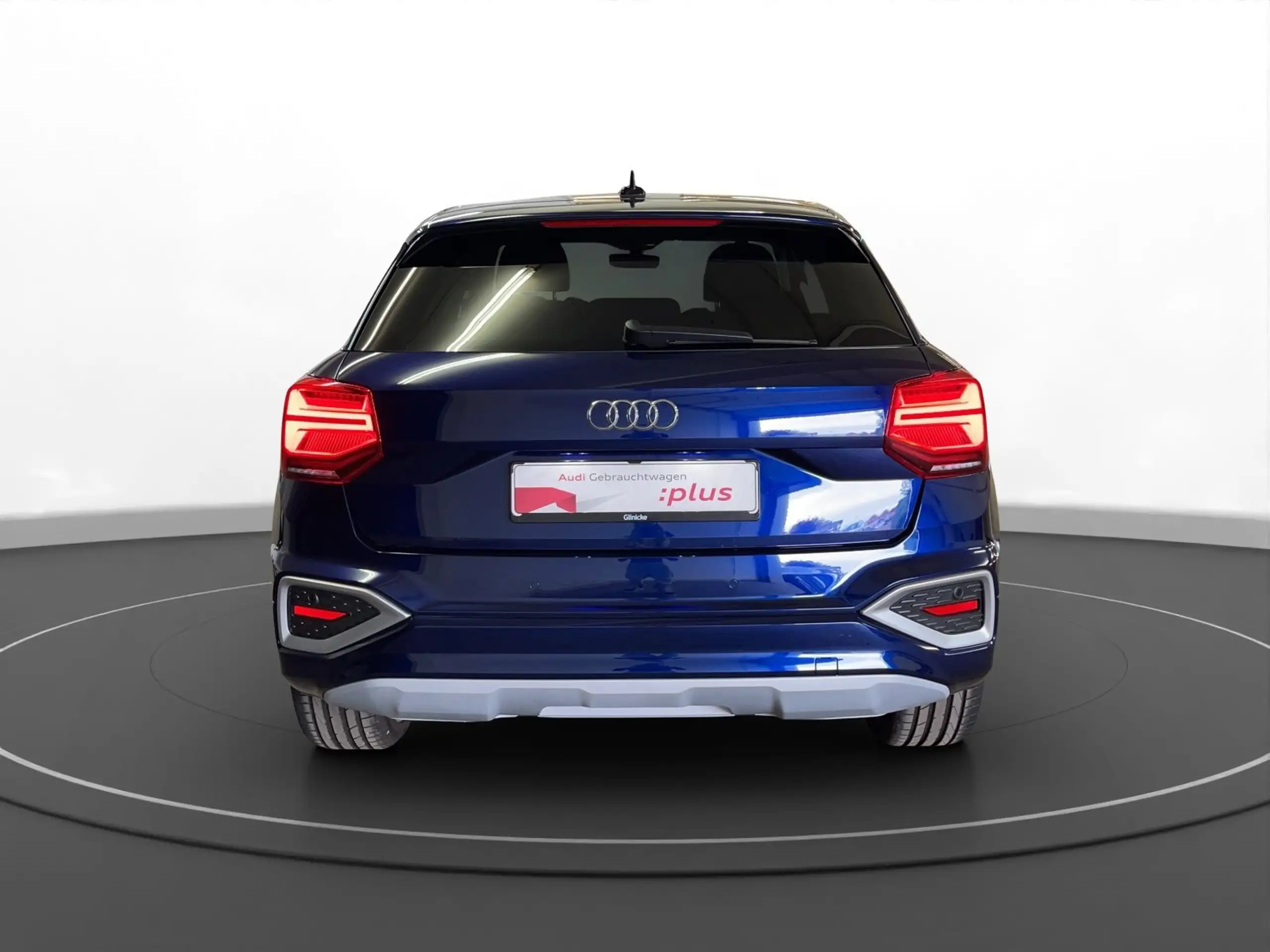 Audi - Q2