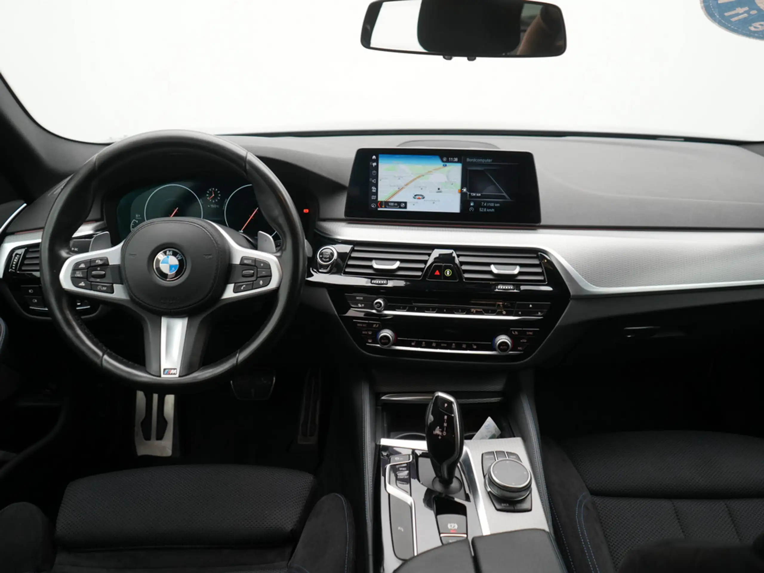 BMW - 530